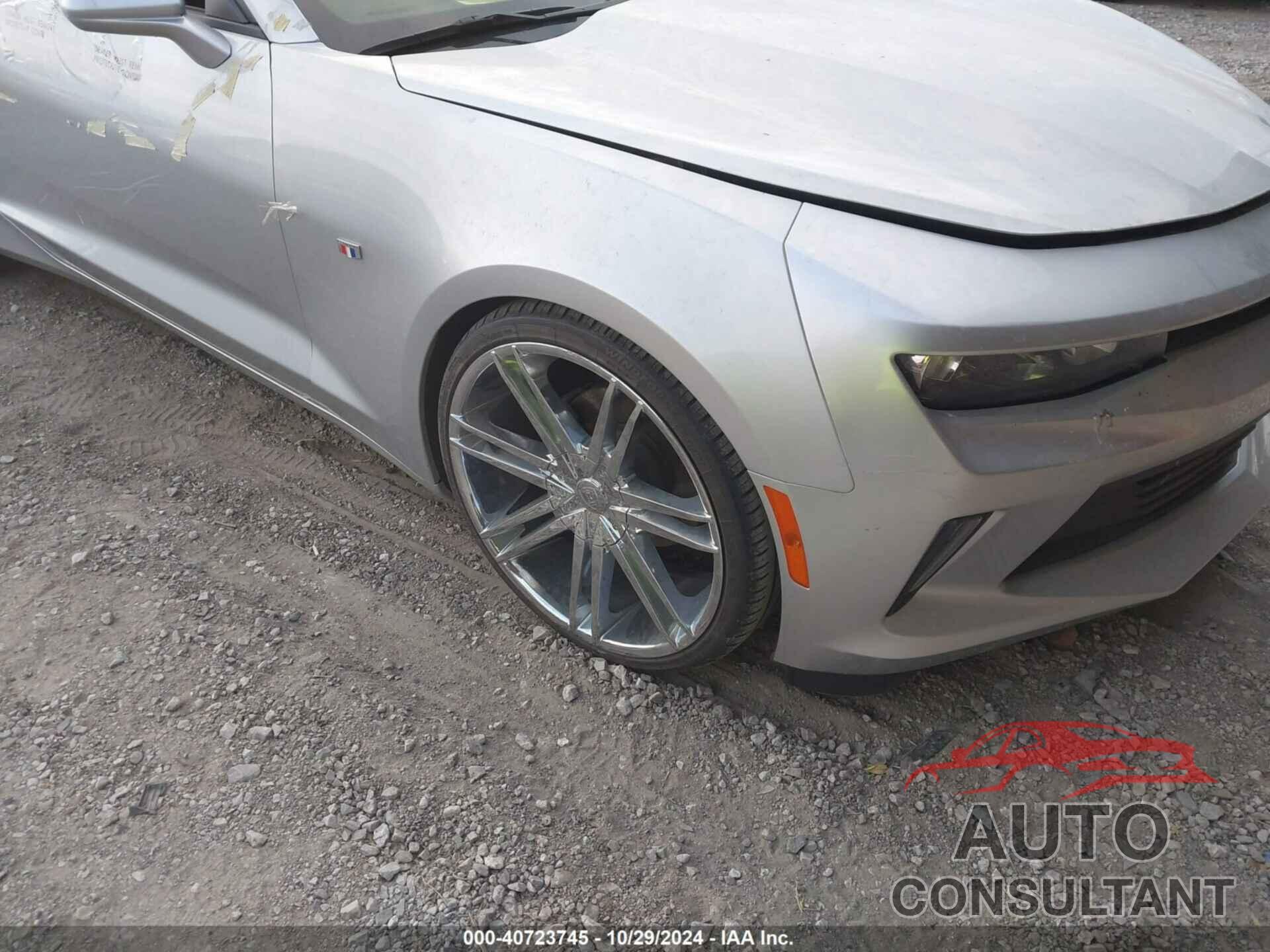 CHEVROLET CAMARO 2018 - 1G1FB1RX4J0129234