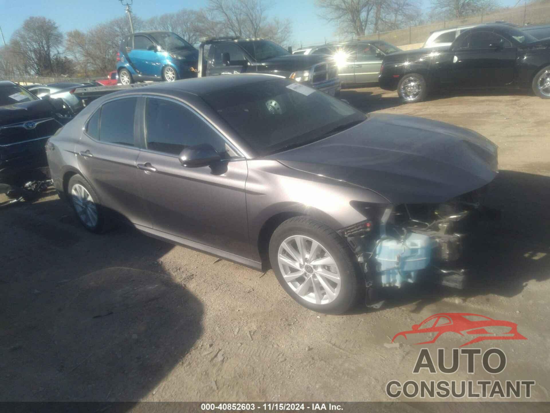 TOYOTA CAMRY 2022 - 4T1C11AK1NU646434