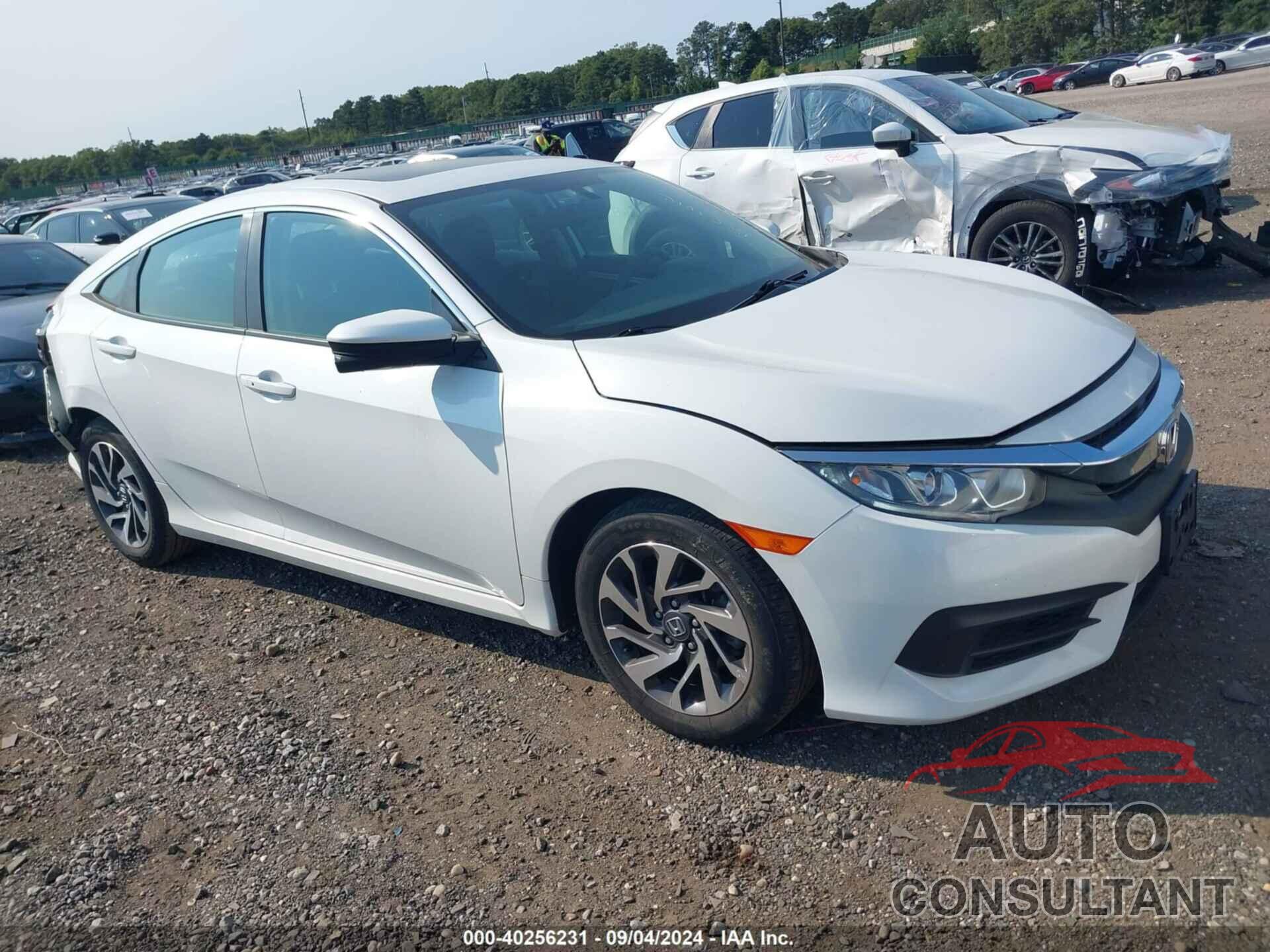 HONDA CIVIC 2018 - 2HGFC2F74JH542654