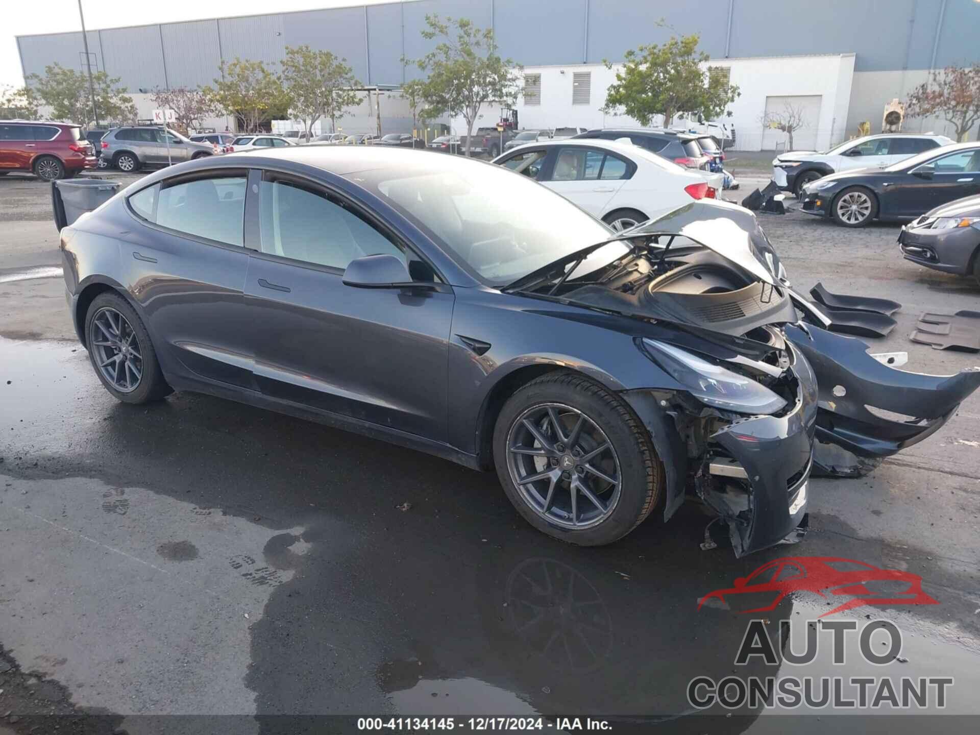 TESLA MODEL 3 2022 - 5YJ3E1EB3NF247228