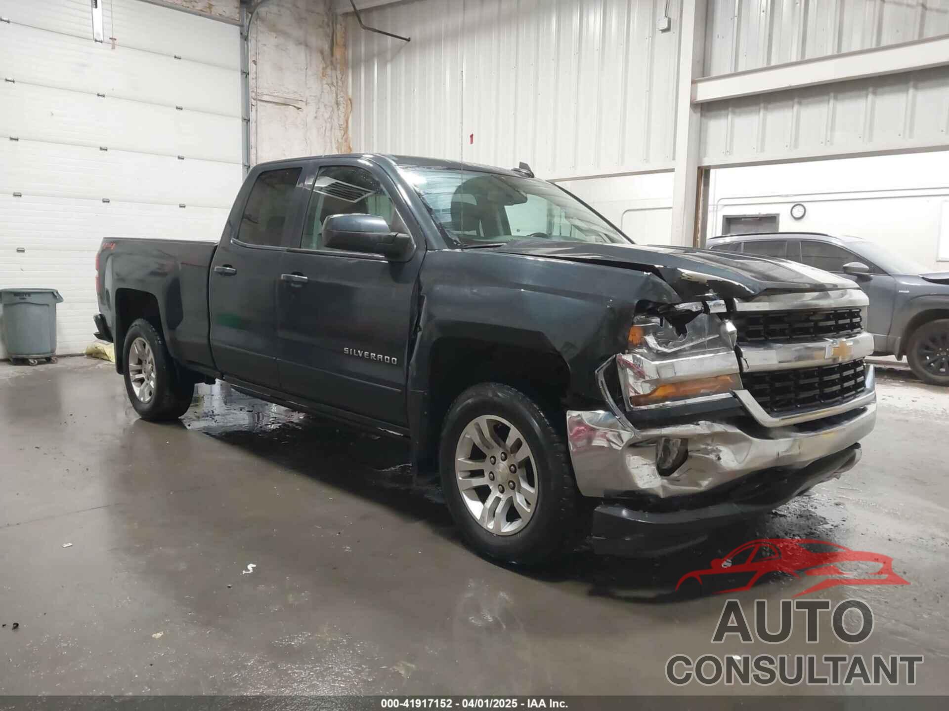 CHEVROLET SILVERADO 1500 2018 - 1GCVKREH8JZ232880