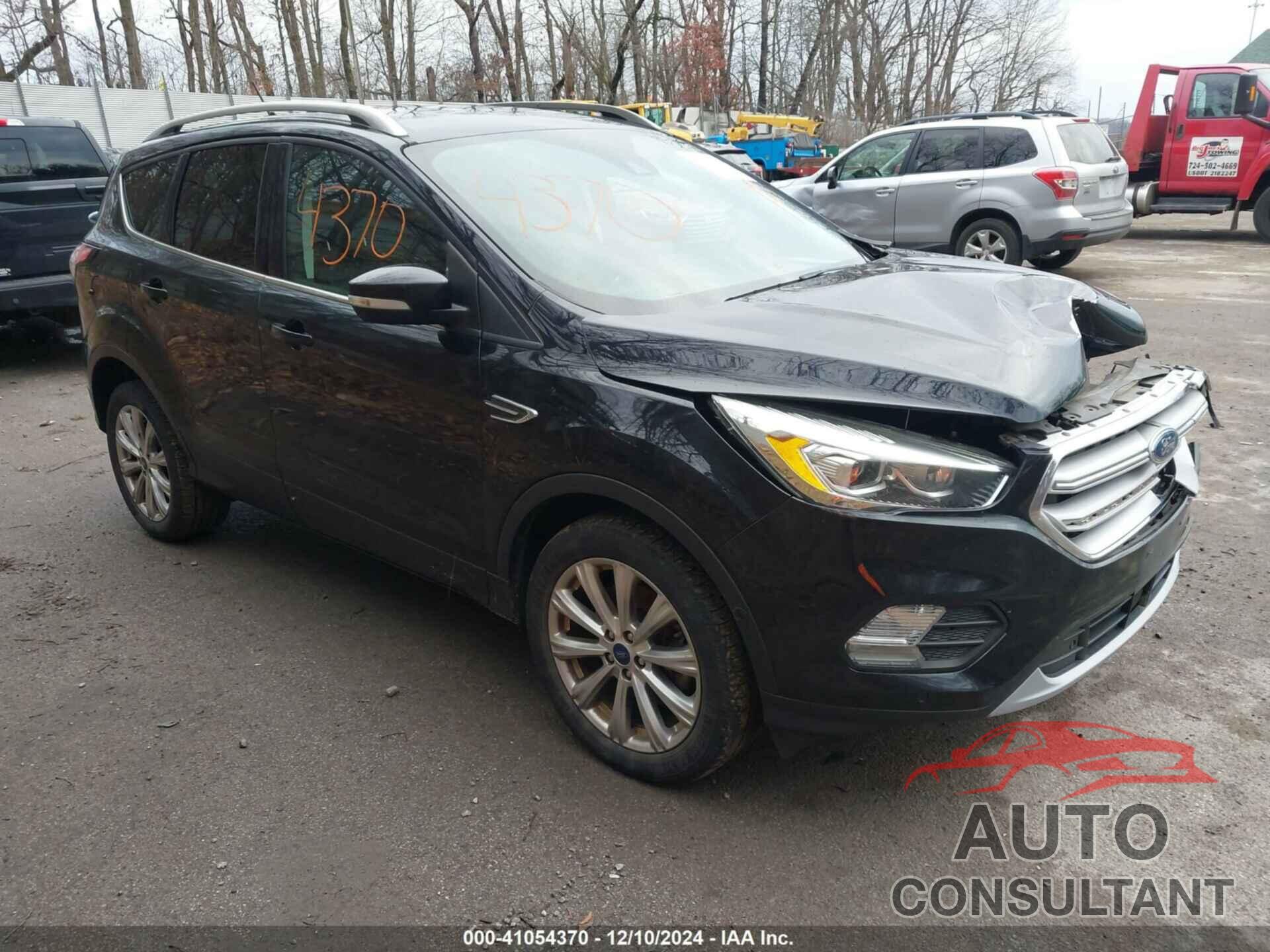 FORD ESCAPE 2018 - 1FMCU9J91JUA70194