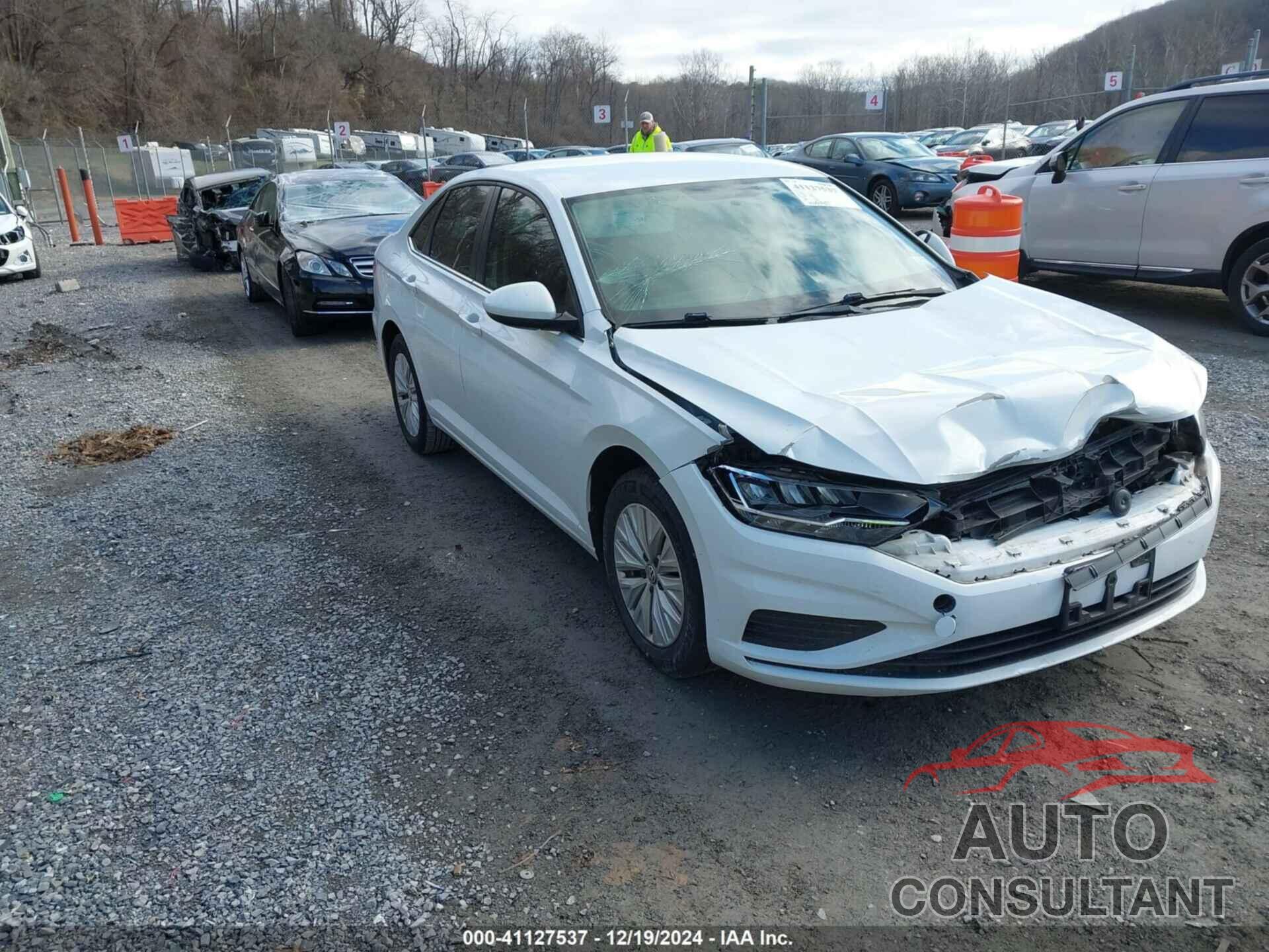 VOLKSWAGEN JETTA 2019 - 3VWC57BU5KM138301