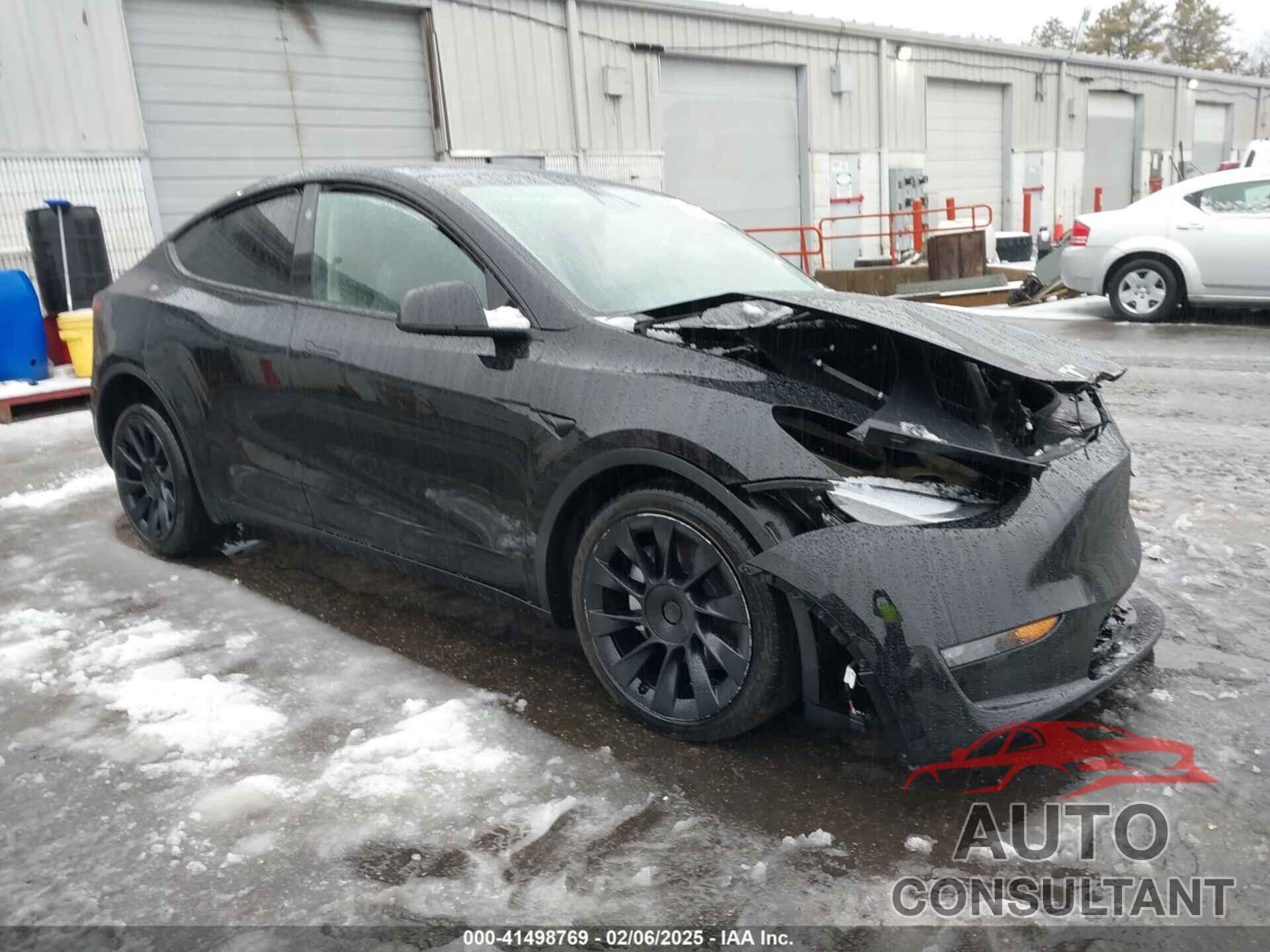 TESLA MODEL Y 2023 - 7SAYGDEE8PA183301