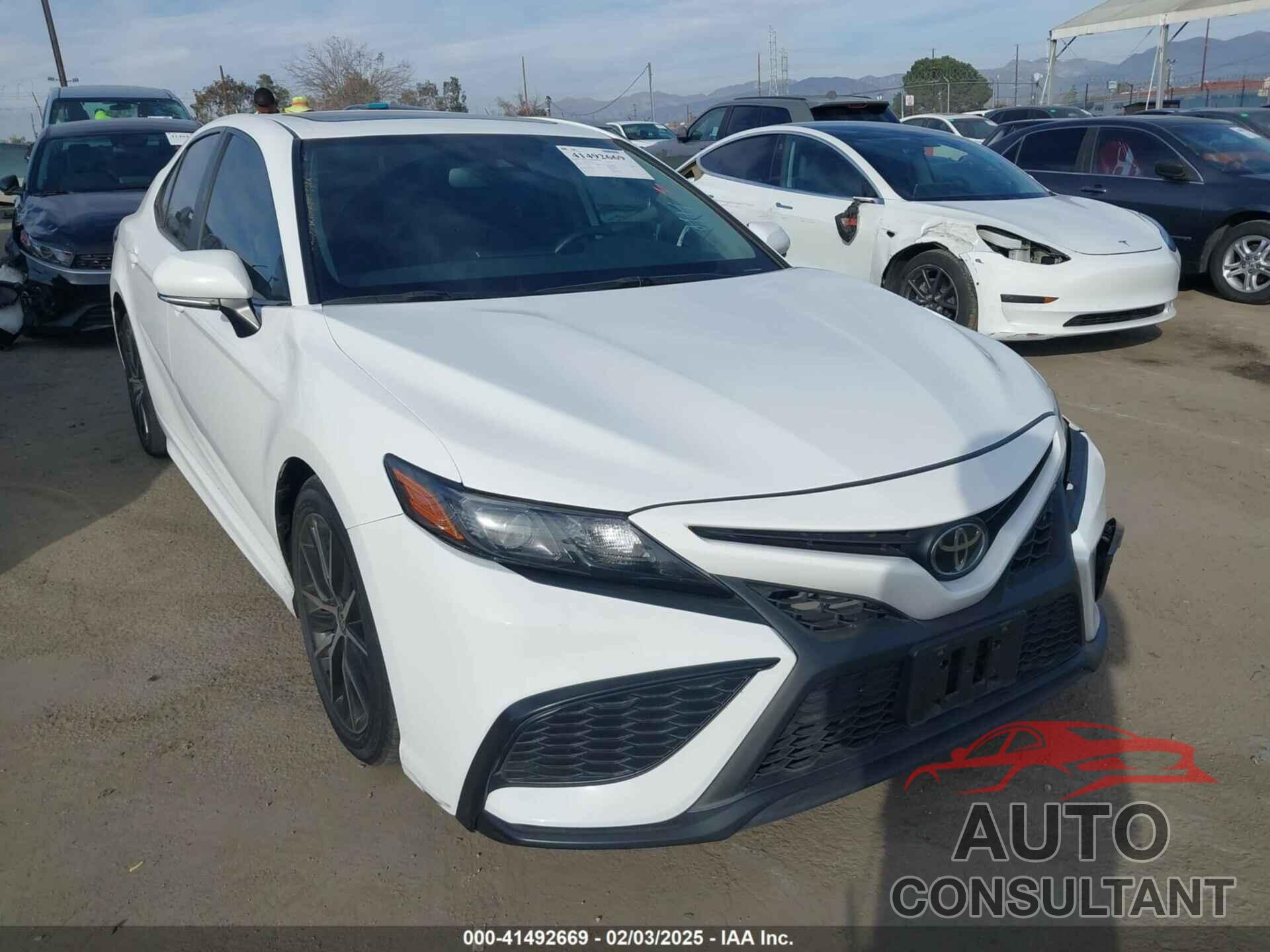 TOYOTA CAMRY 2023 - 4T1T11AK6PU758021