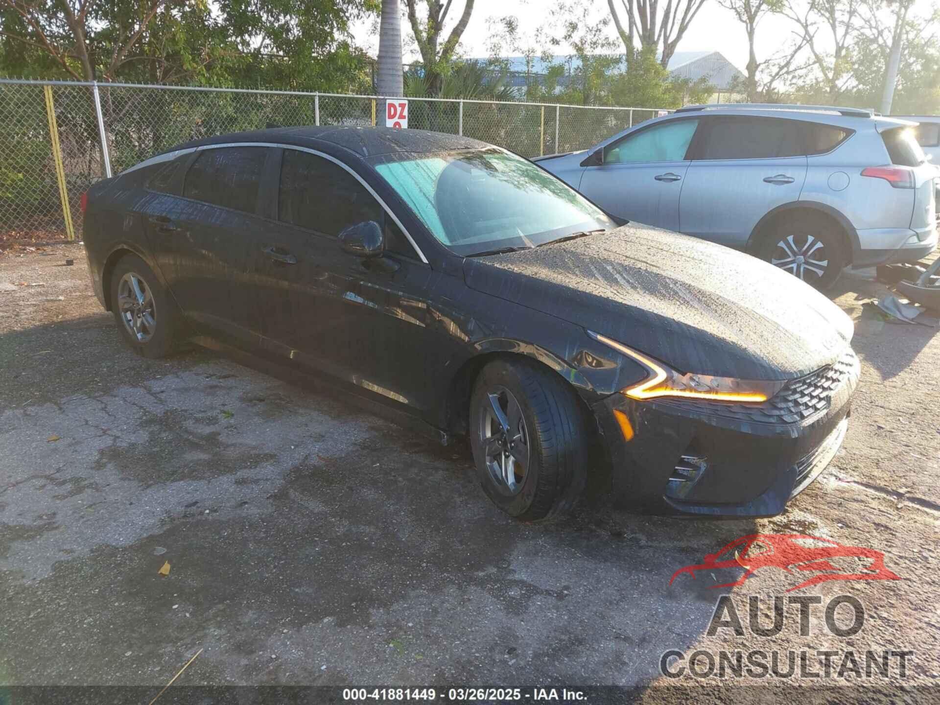 KIA K5 2022 - 5XXG14J28NG112540
