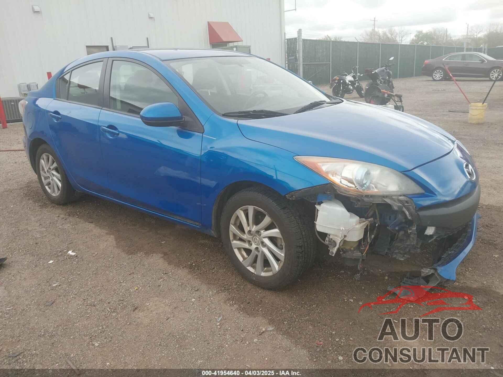 MAZDA MAZDA3 2012 - JM1BL1V78C1620783