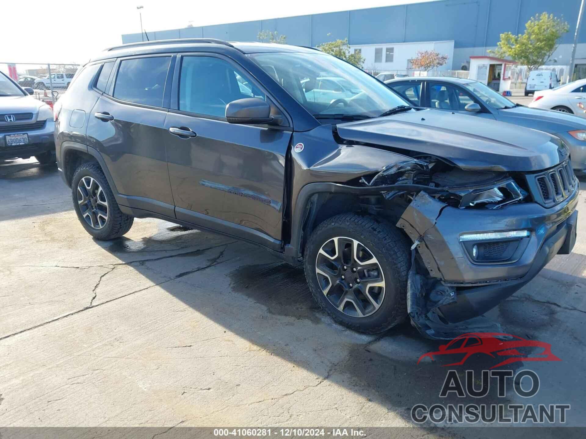 JEEP COMPASS 2019 - 3C4NJDDB6KT790349