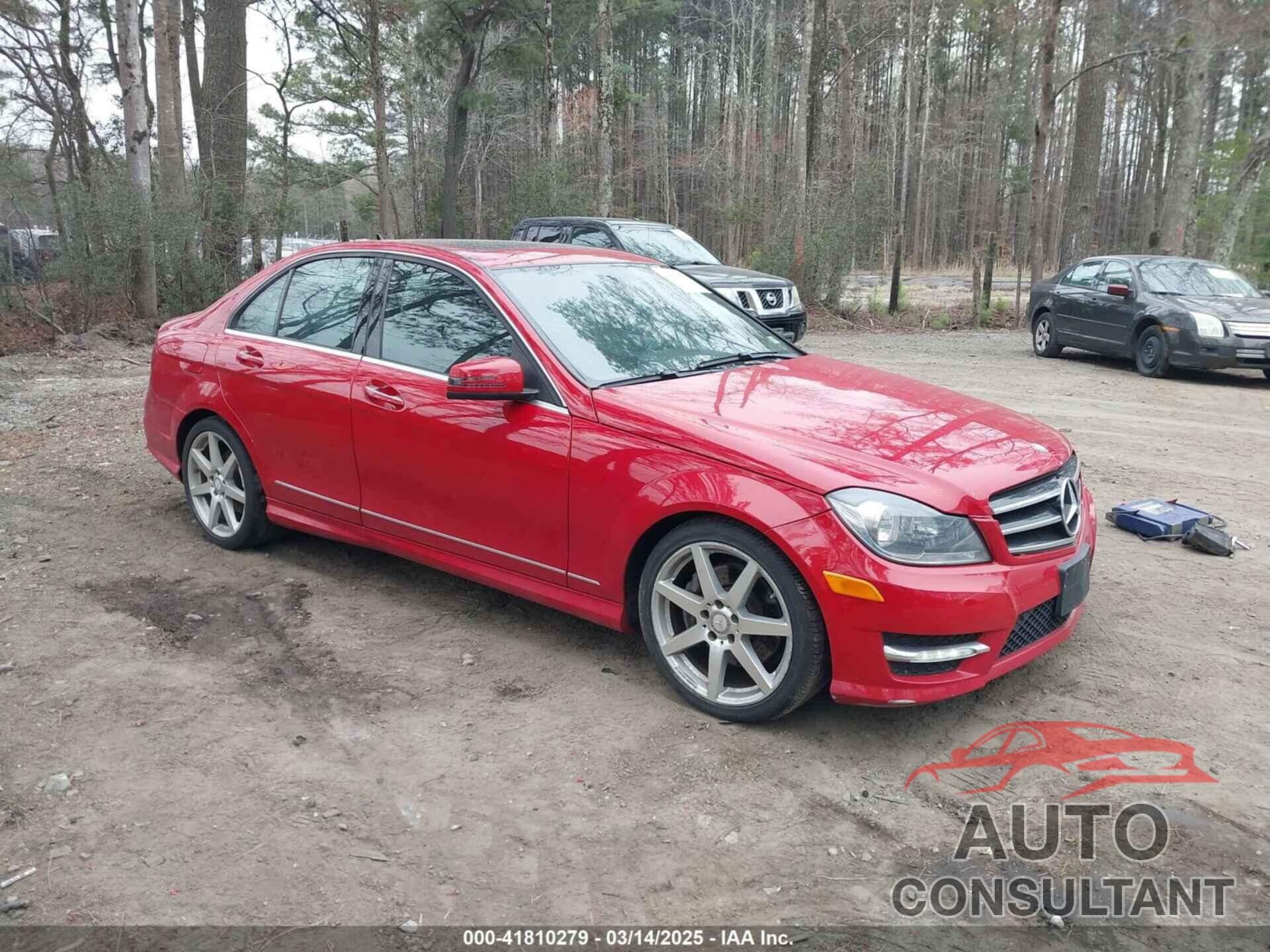 MERCEDES-BENZ C 300 2014 - WDDGF8AB3EA967298