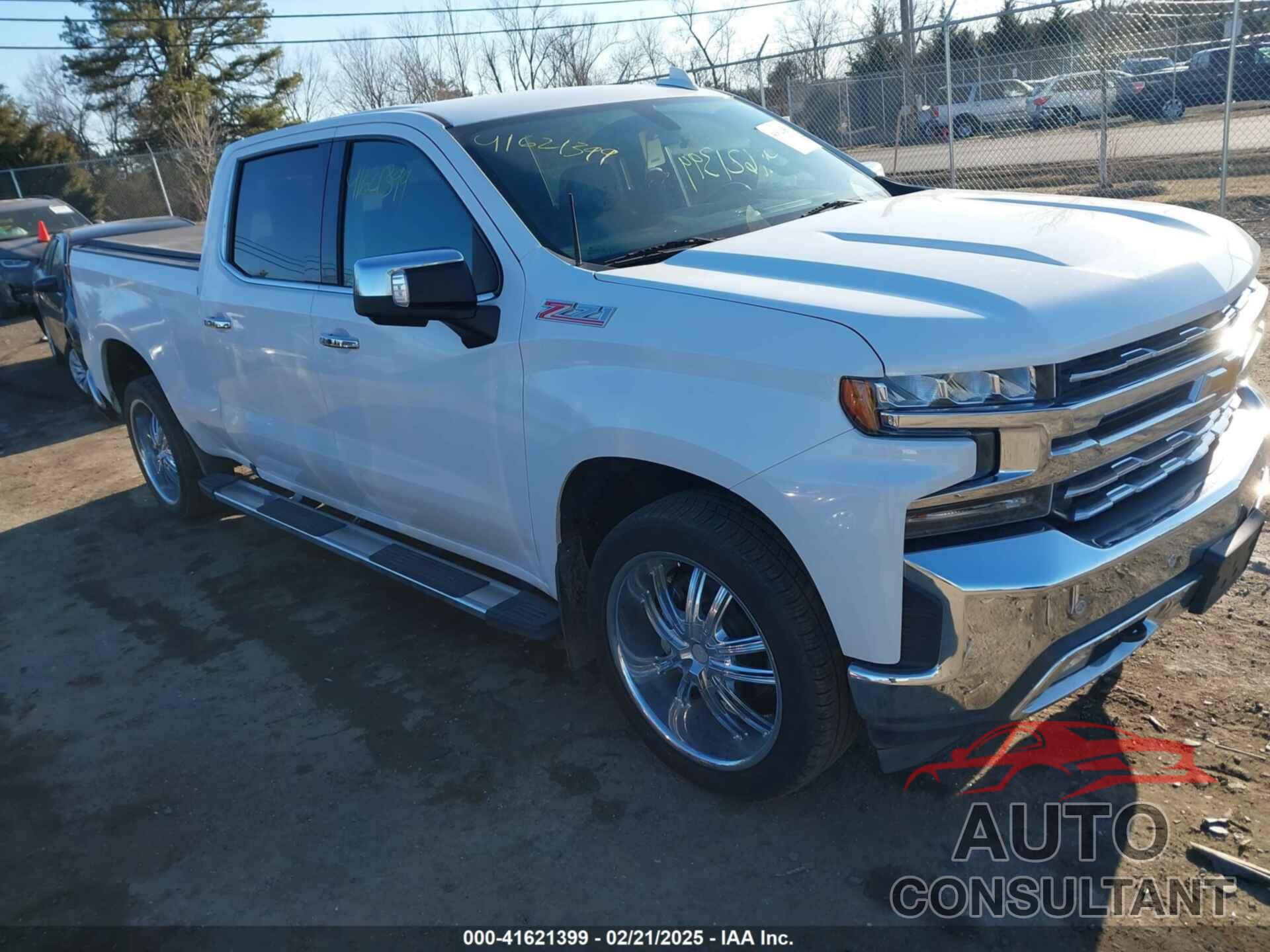 CHEVROLET SILVERADO 1500 2020 - 1GCUYGEDXLZ177976