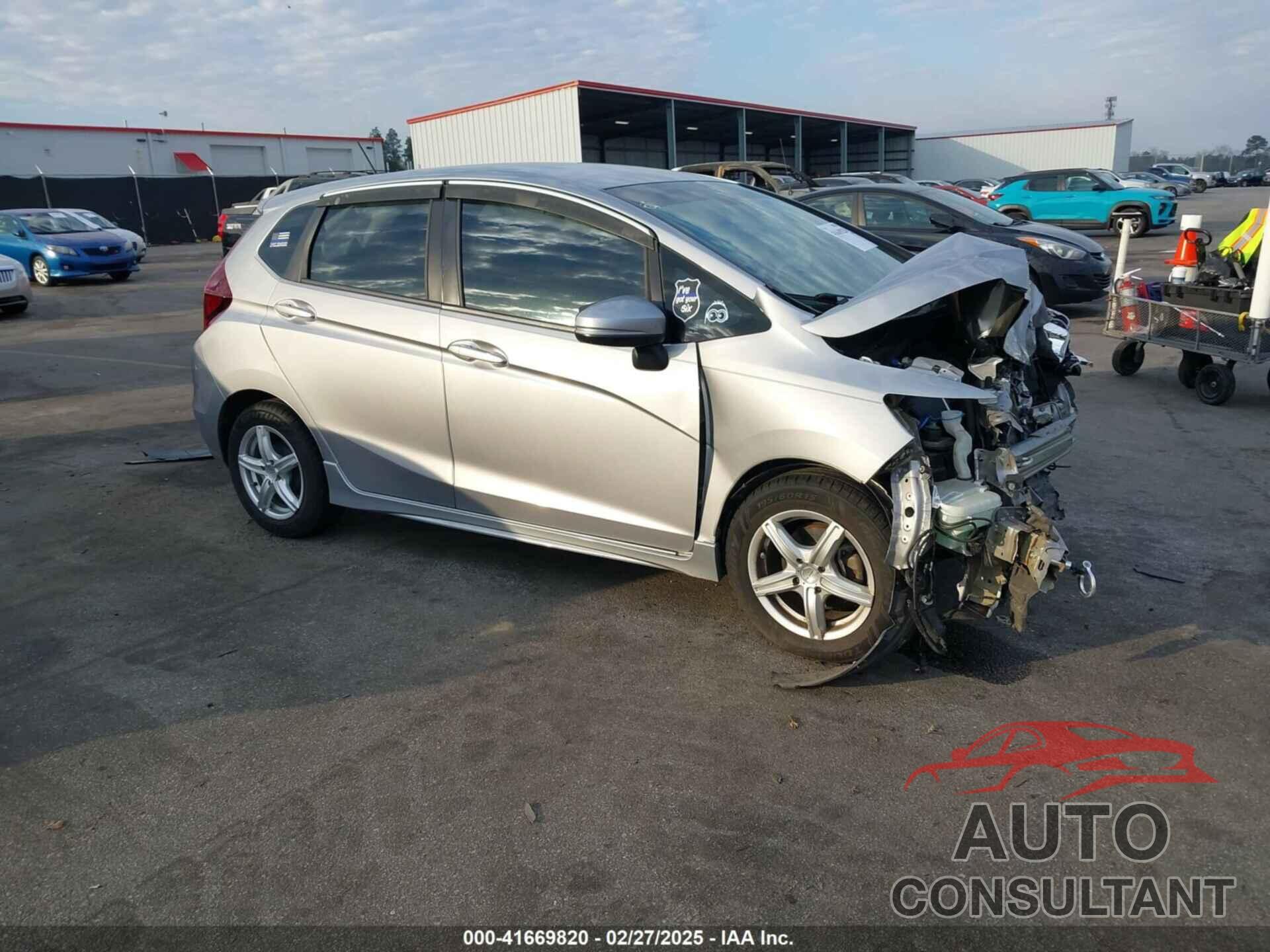 HONDA FIT 2018 - 3HGGK5H60JM731557