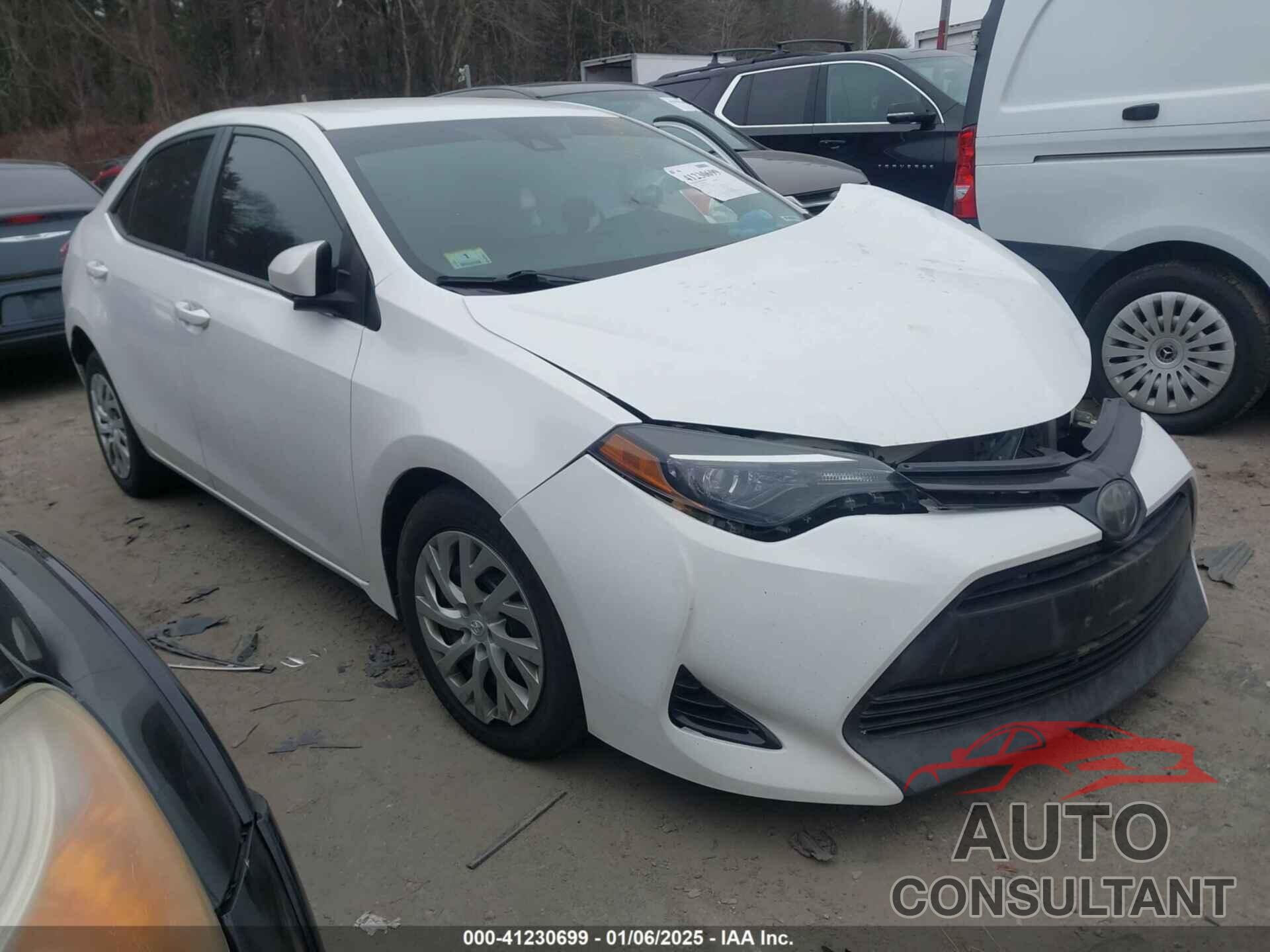TOYOTA COROLLA 2018 - 2T1BURHE2JC996619
