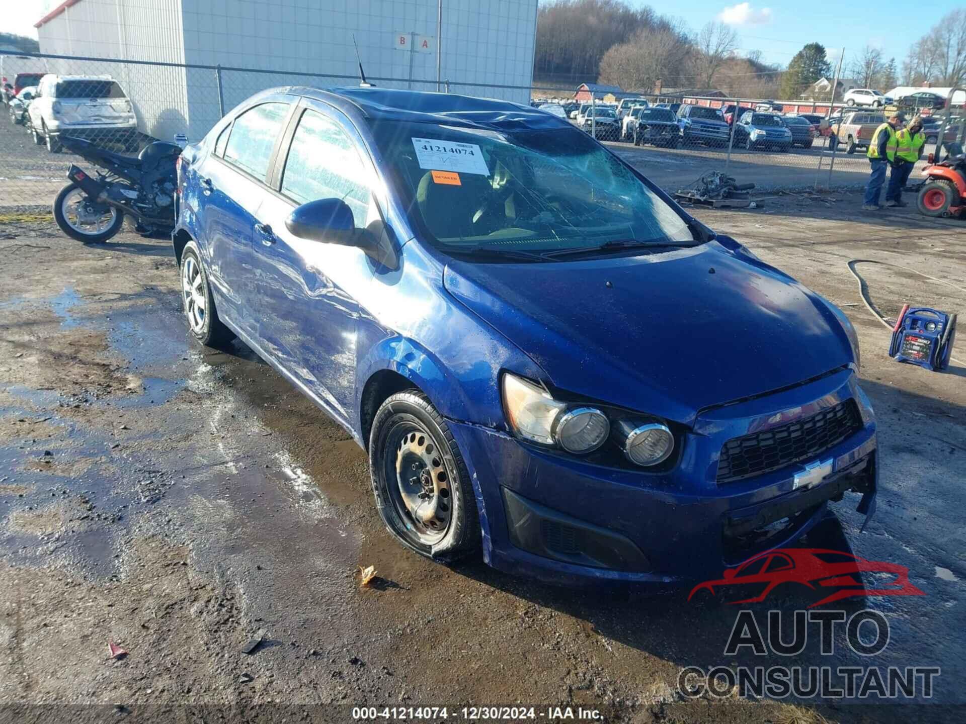 CHEVROLET SONIC 2014 - 1G1JA5SG2E4161371