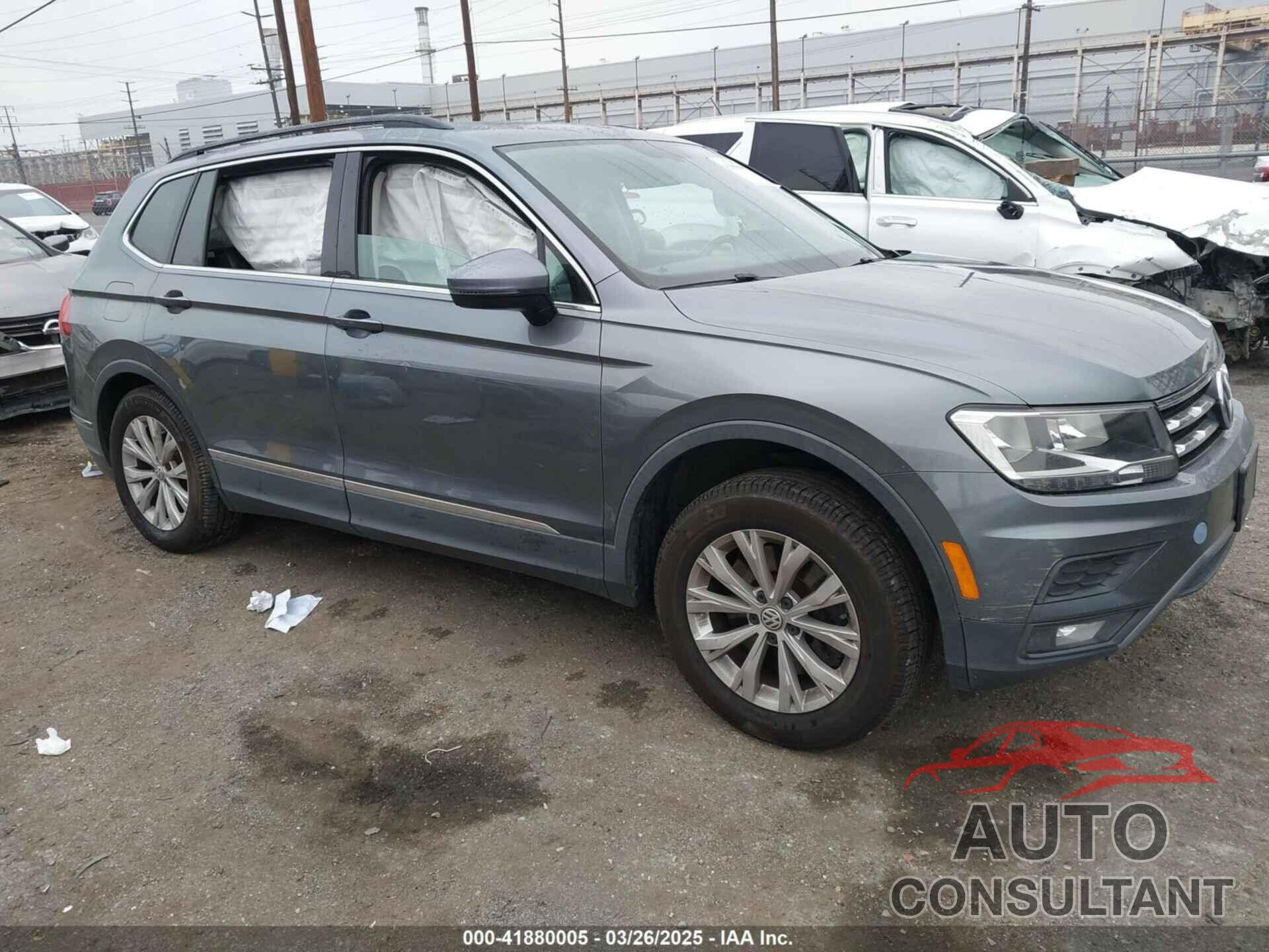 VOLKSWAGEN TIGUAN 2018 - 3VV3B7AX4JM005780