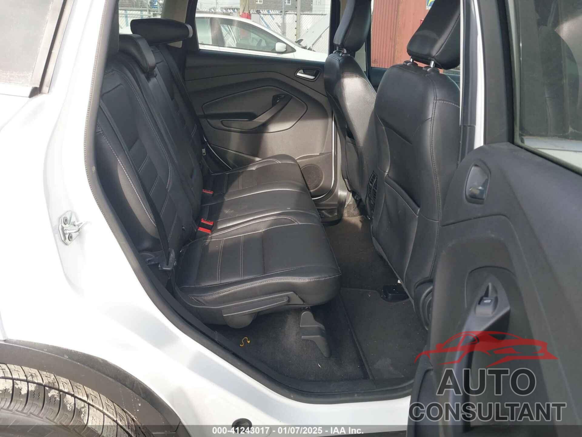 FORD ESCAPE 2018 - 1FMCU9HD6JUA89236