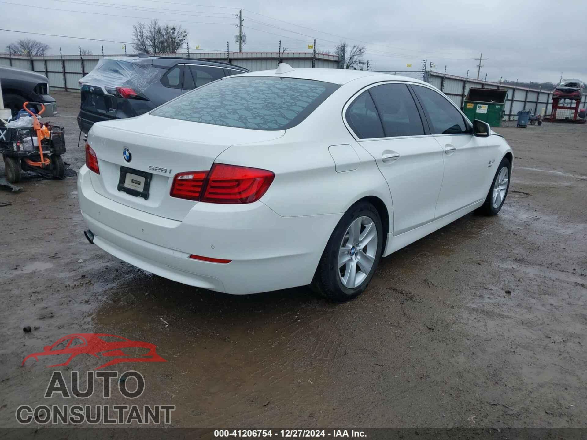 BMW 528I 2012 - WBAXH5C59CDW03759