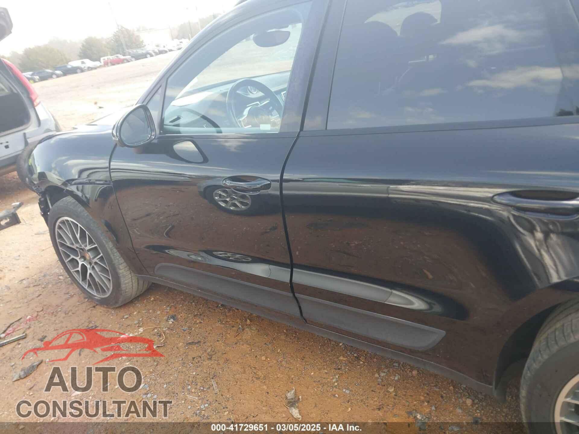 PORSCHE MACAN 2017 - WP1AB2A5XHLB16898