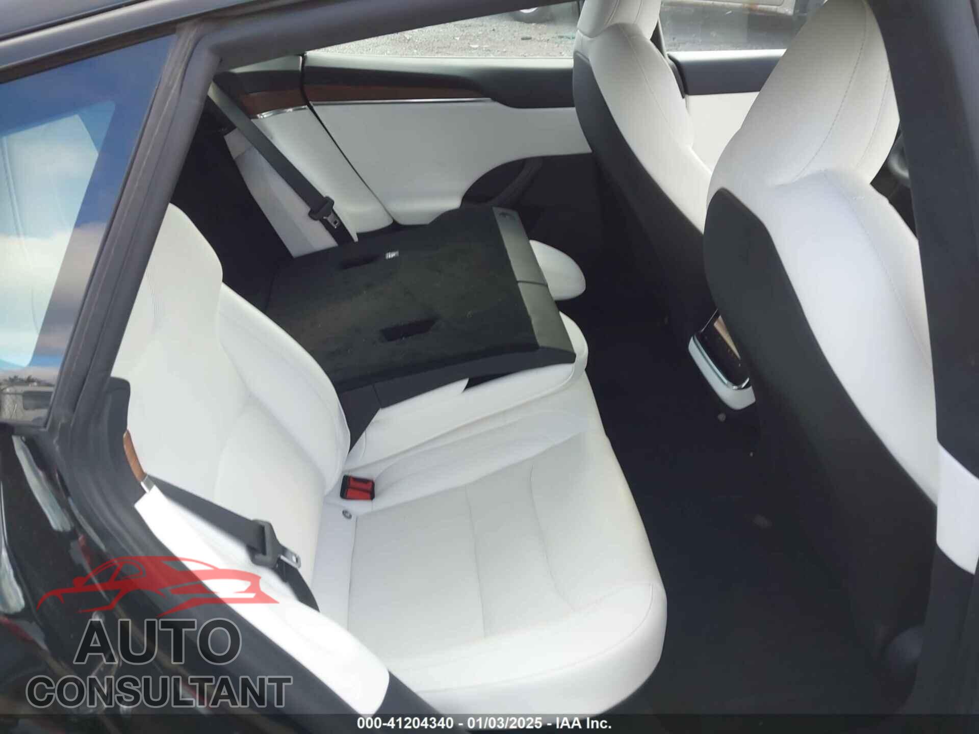 TESLA MODEL S 2022 - 5YJSA1E54NF476793