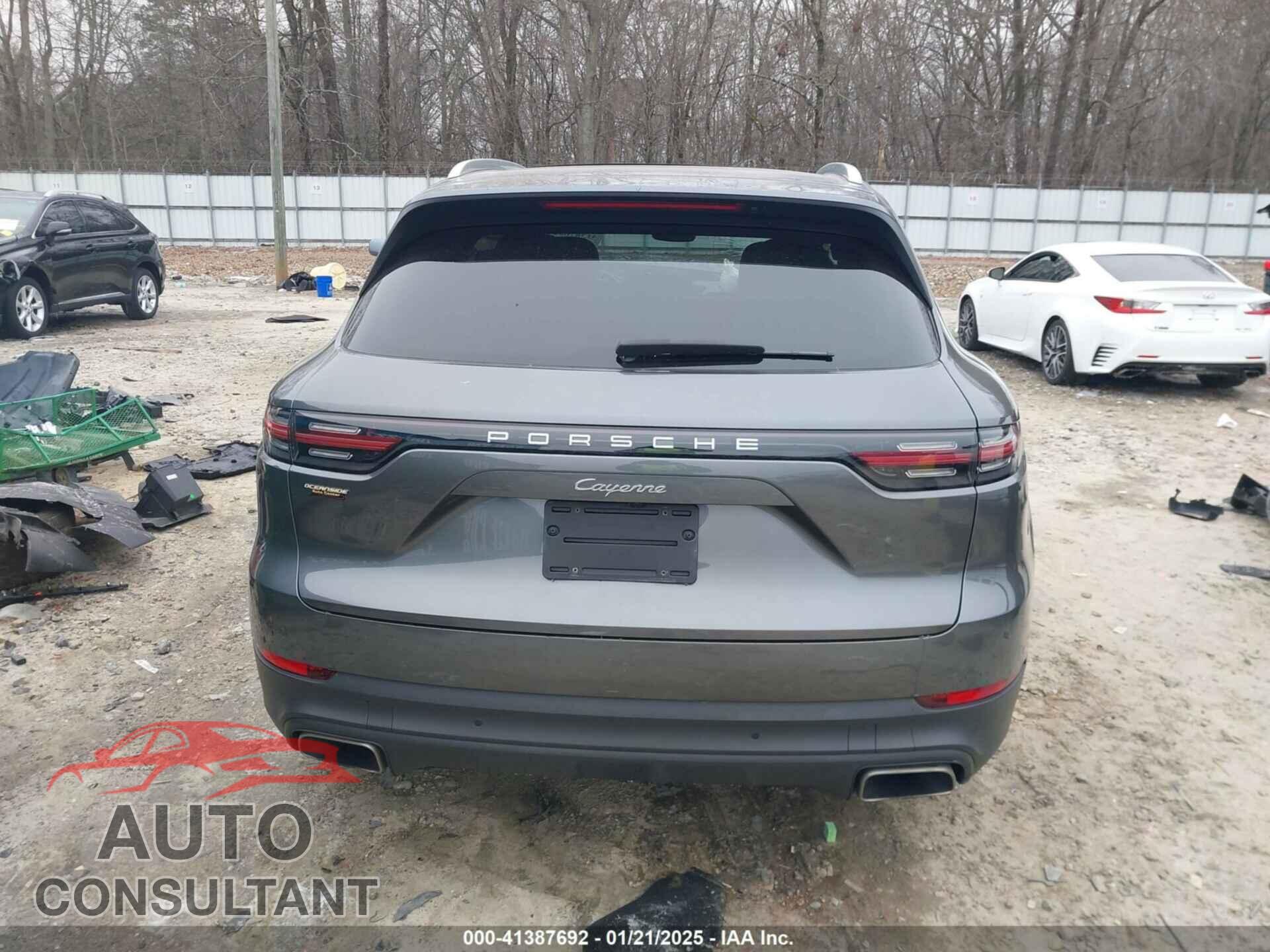 PORSCHE CAYENNE 2022 - WP1AA2AY2NDA01408