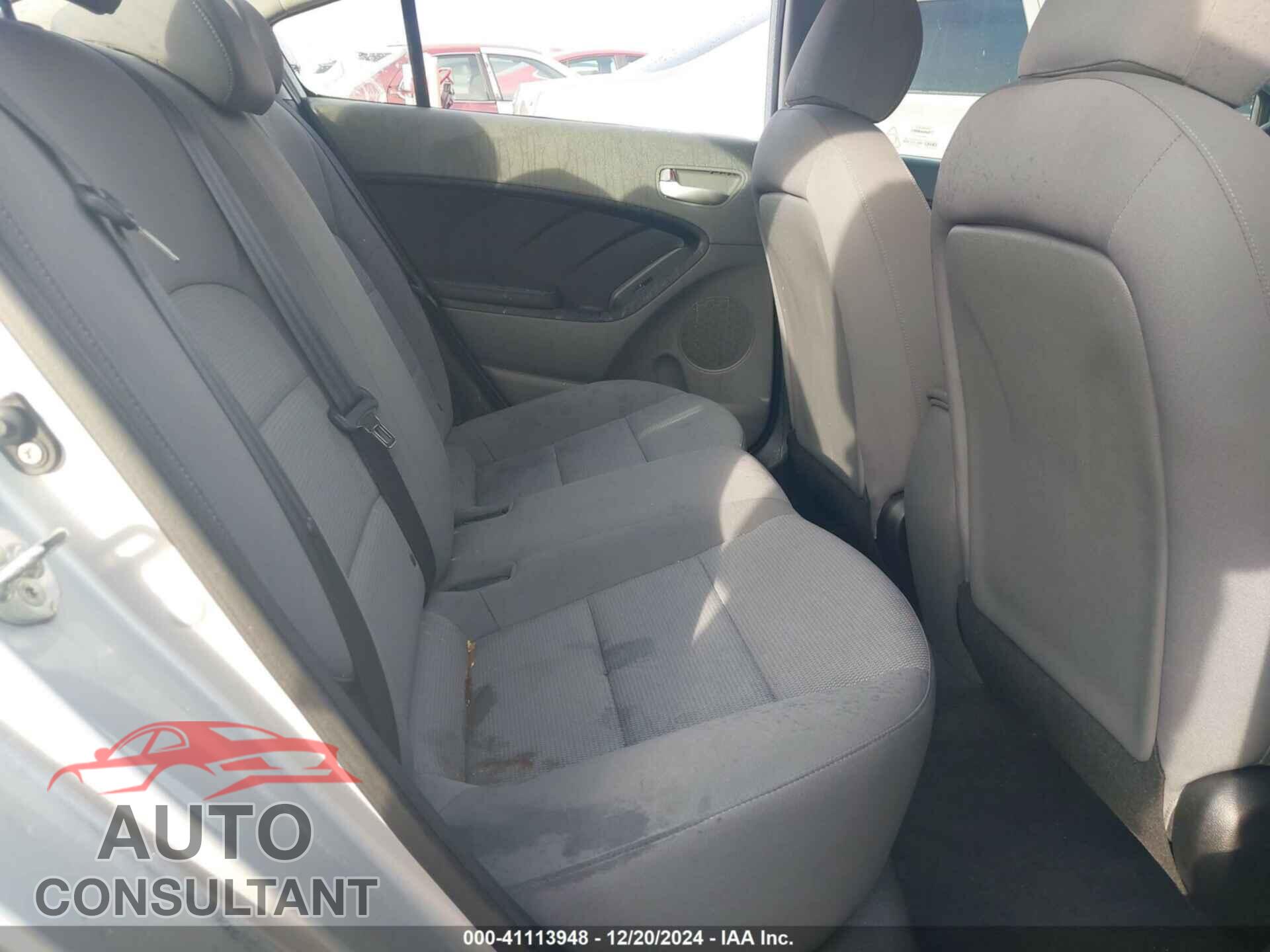 KIA FORTE 2018 - 3KPFK4A71JE255837