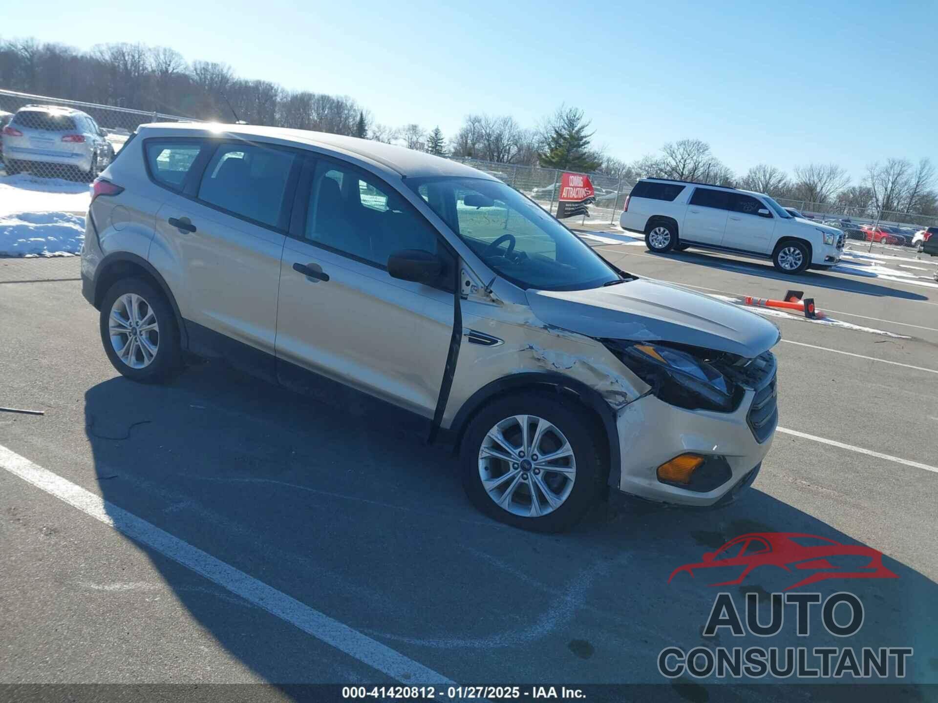 FORD ESCAPE 2018 - 1FMCU0F7XJUB70510