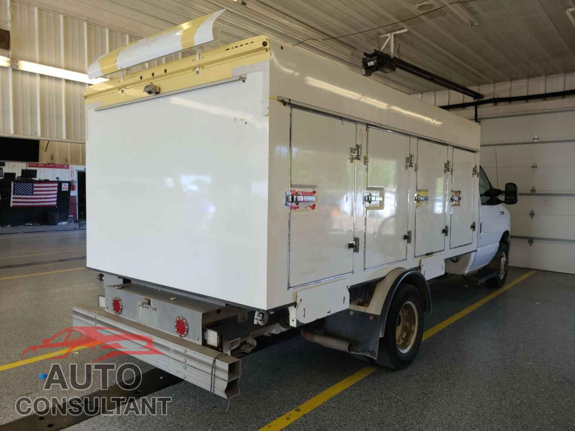 FORD ECONOLINE 2017 - 1FDXE4FS6HDC69605