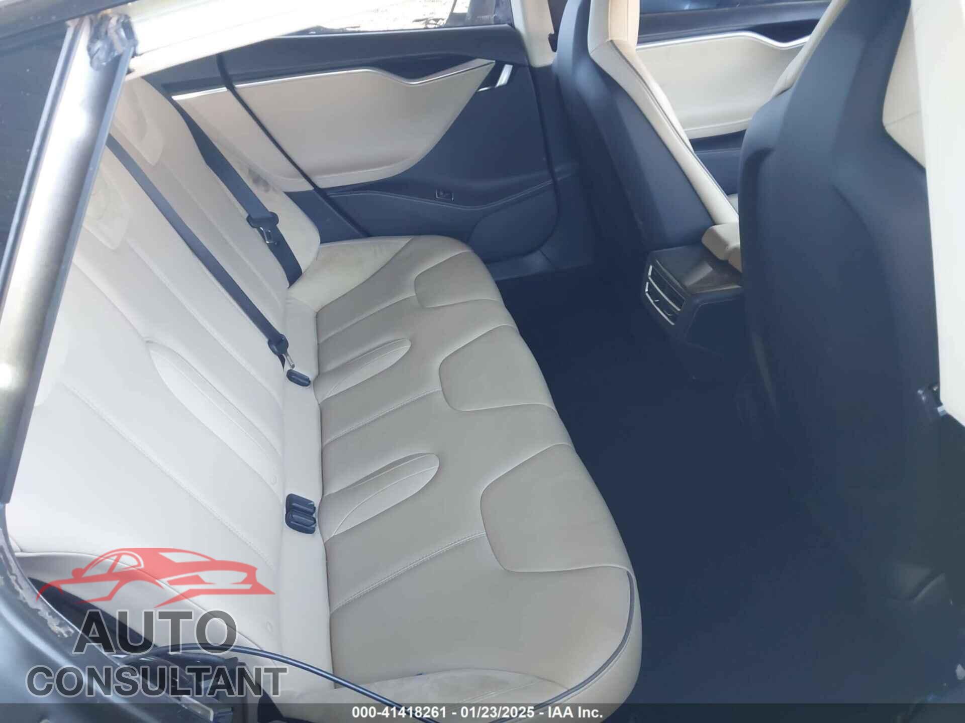 TESLA MODEL S 2014 - 5YJSA1H14EFP40457