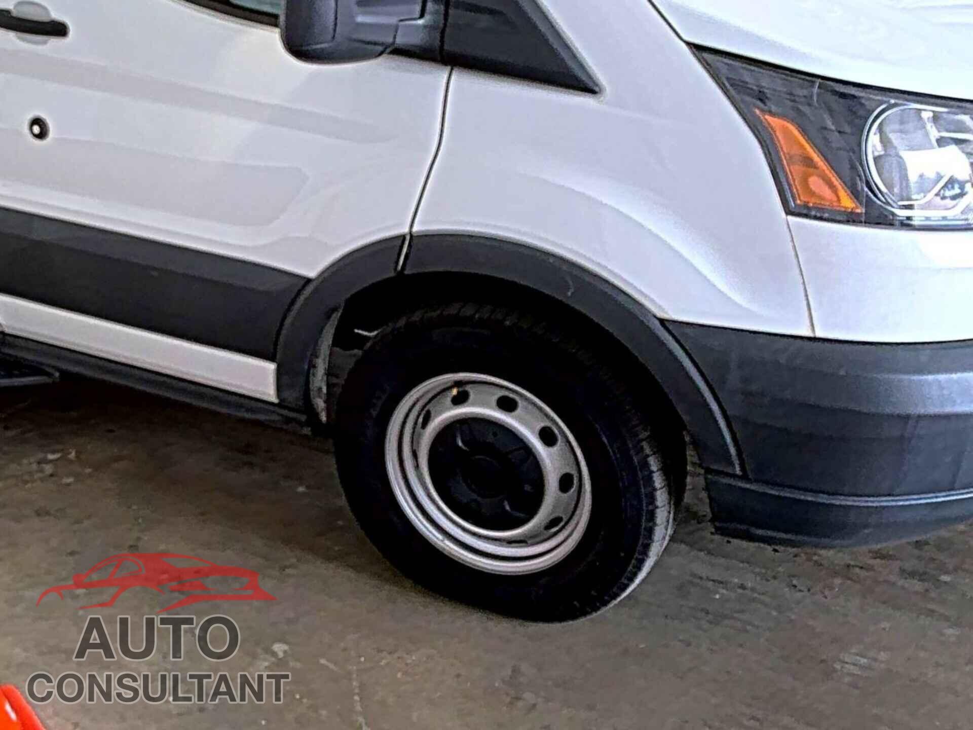 FORD TRANSIT 2017 - 1FTYE1YM8HKA82254
