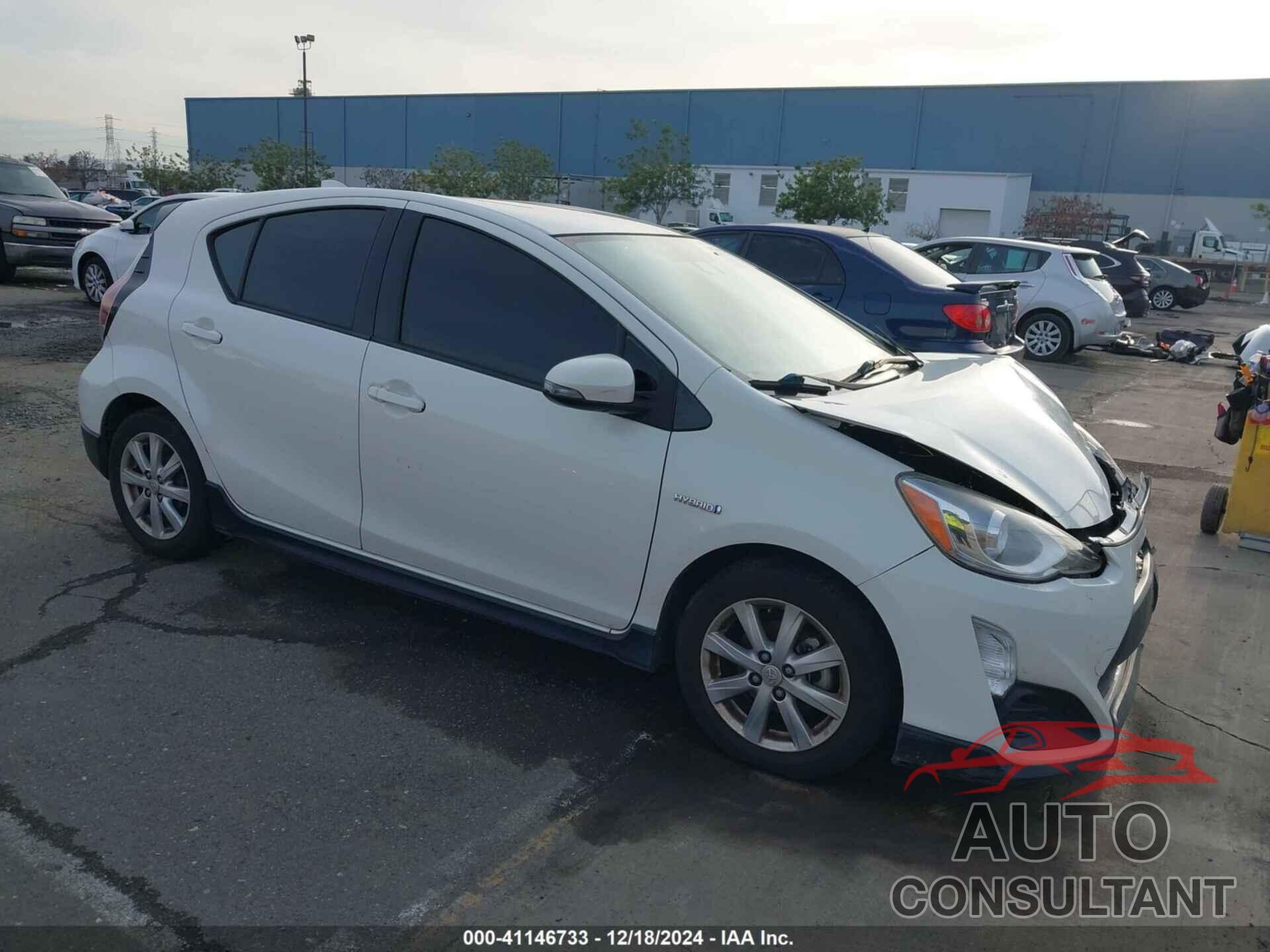 TOYOTA PRIUS C 2017 - JTDKDTB33H1591100
