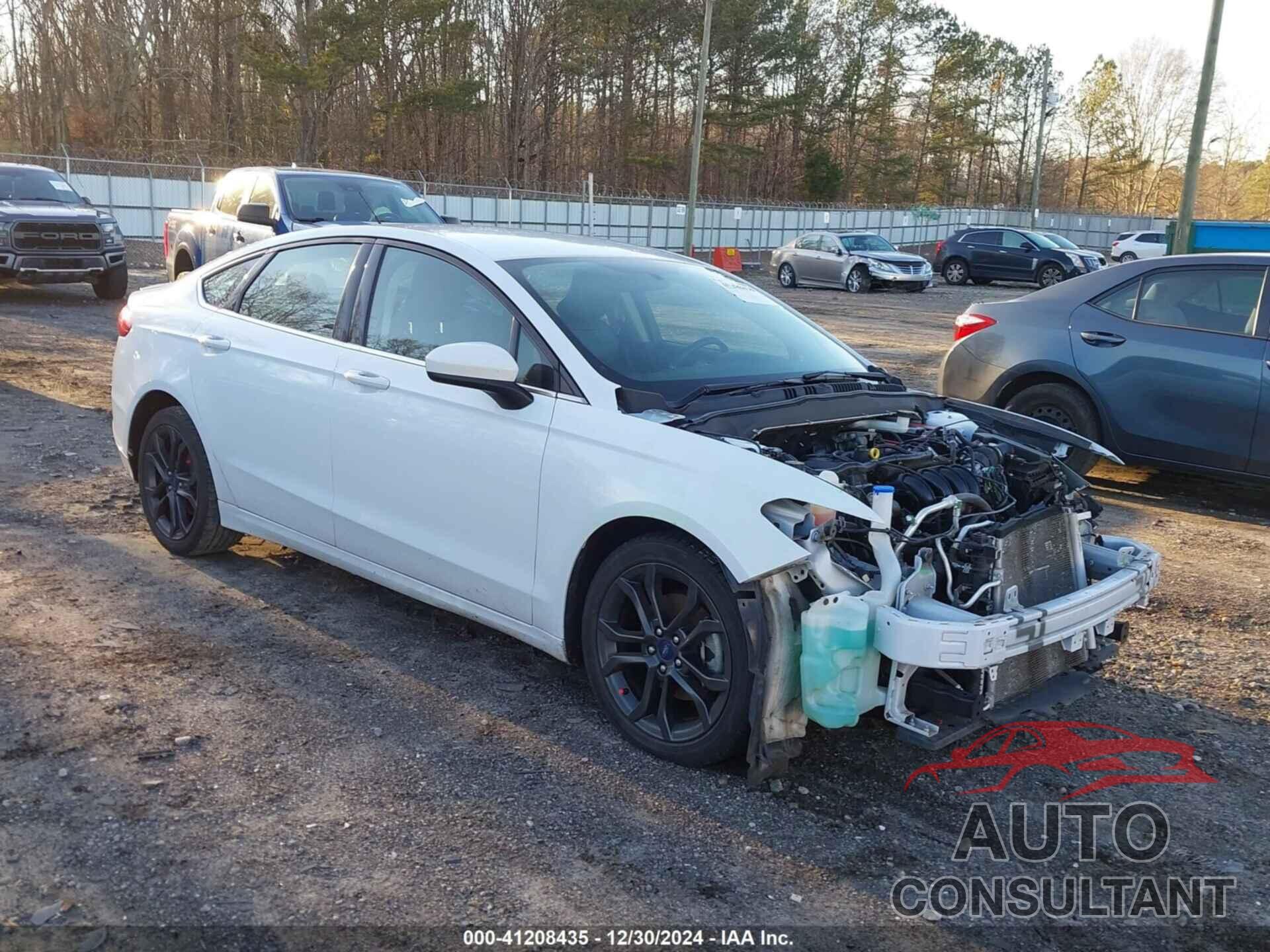 FORD FUSION 2018 - 3FA6P0H77JR108212