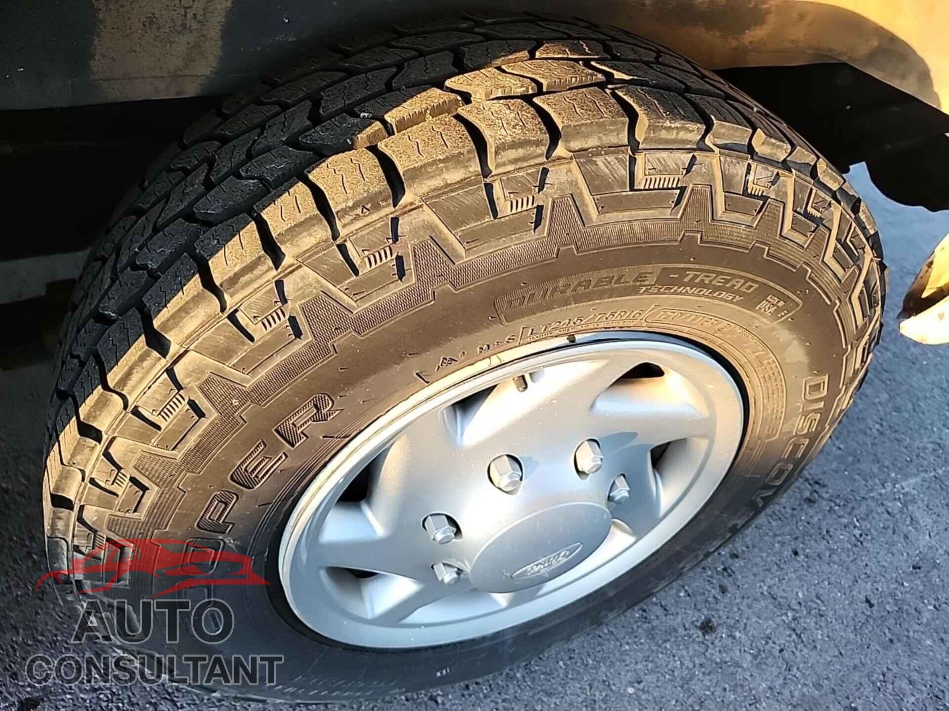 FORD ECONOLINE 2013 - 1FTNE2EW3DDA79713
