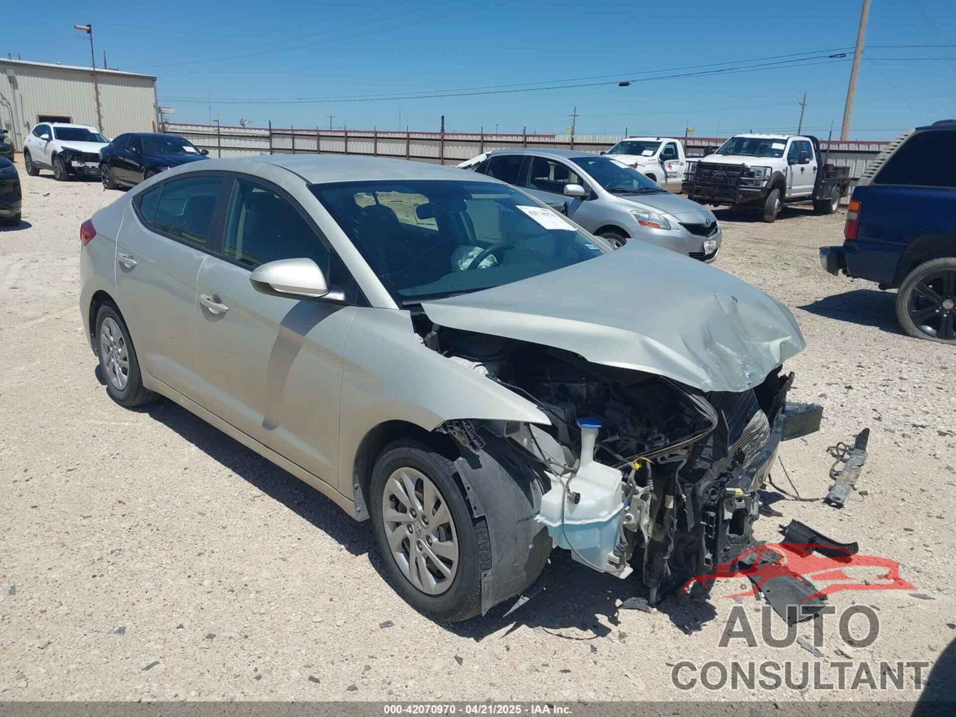 HYUNDAI ELANTRA 2017 - KMHD74LF4HU071190