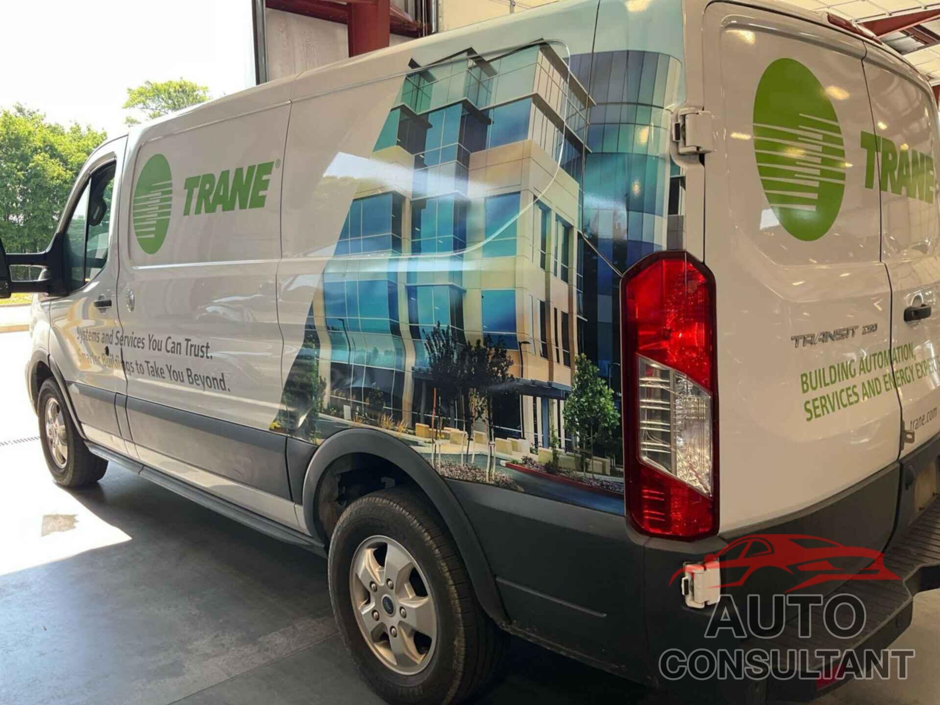 FORD TRANSIT 2020 - 1FTBR1YG0LKA50458