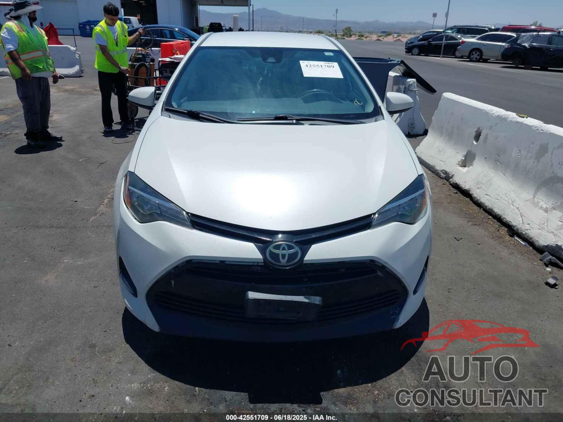 TOYOTA COROLLA 2017 - 5YFBURHE7HP616233