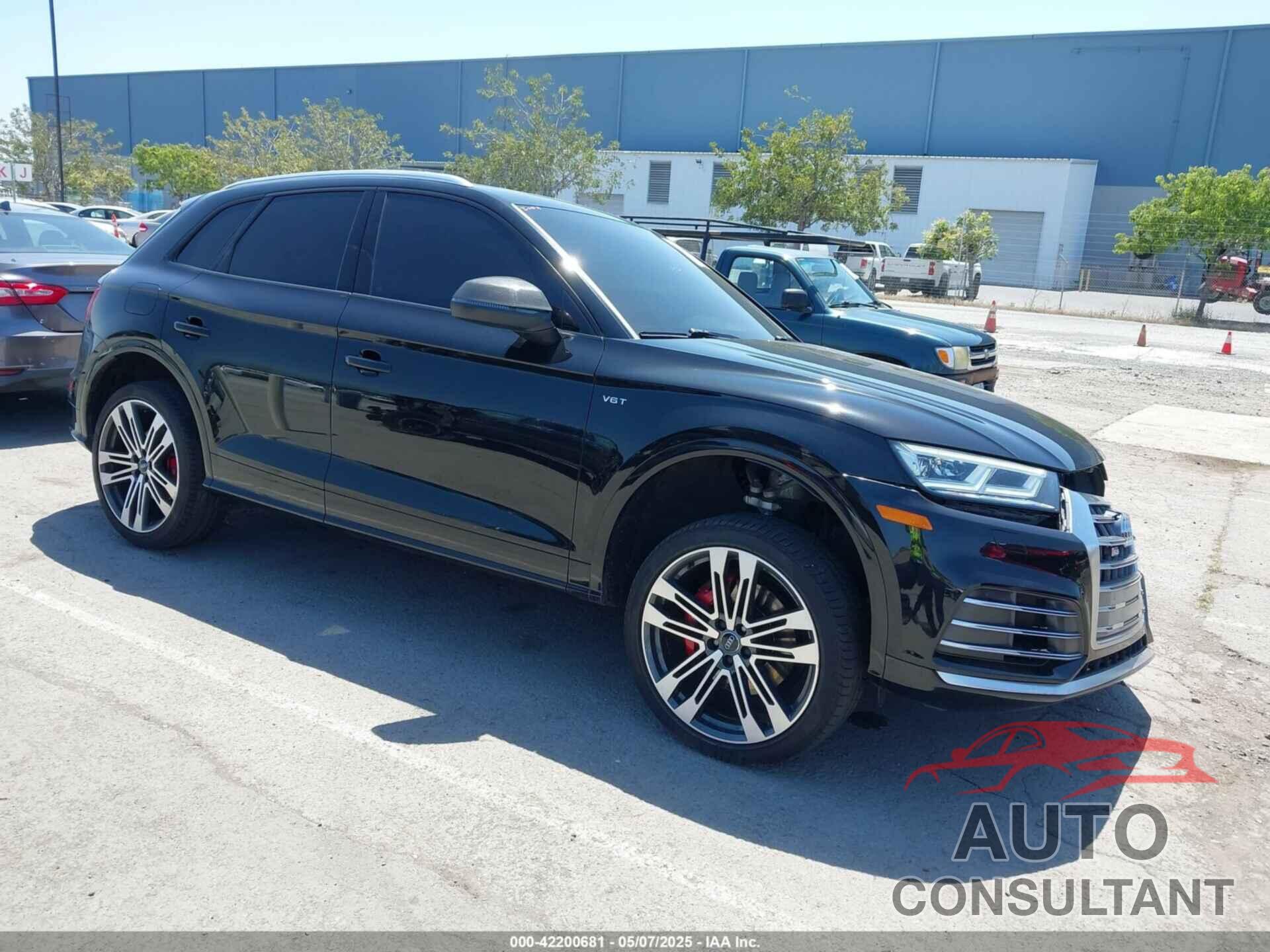 AUDI SQ5 2018 - WA1A4AFY0J2062719