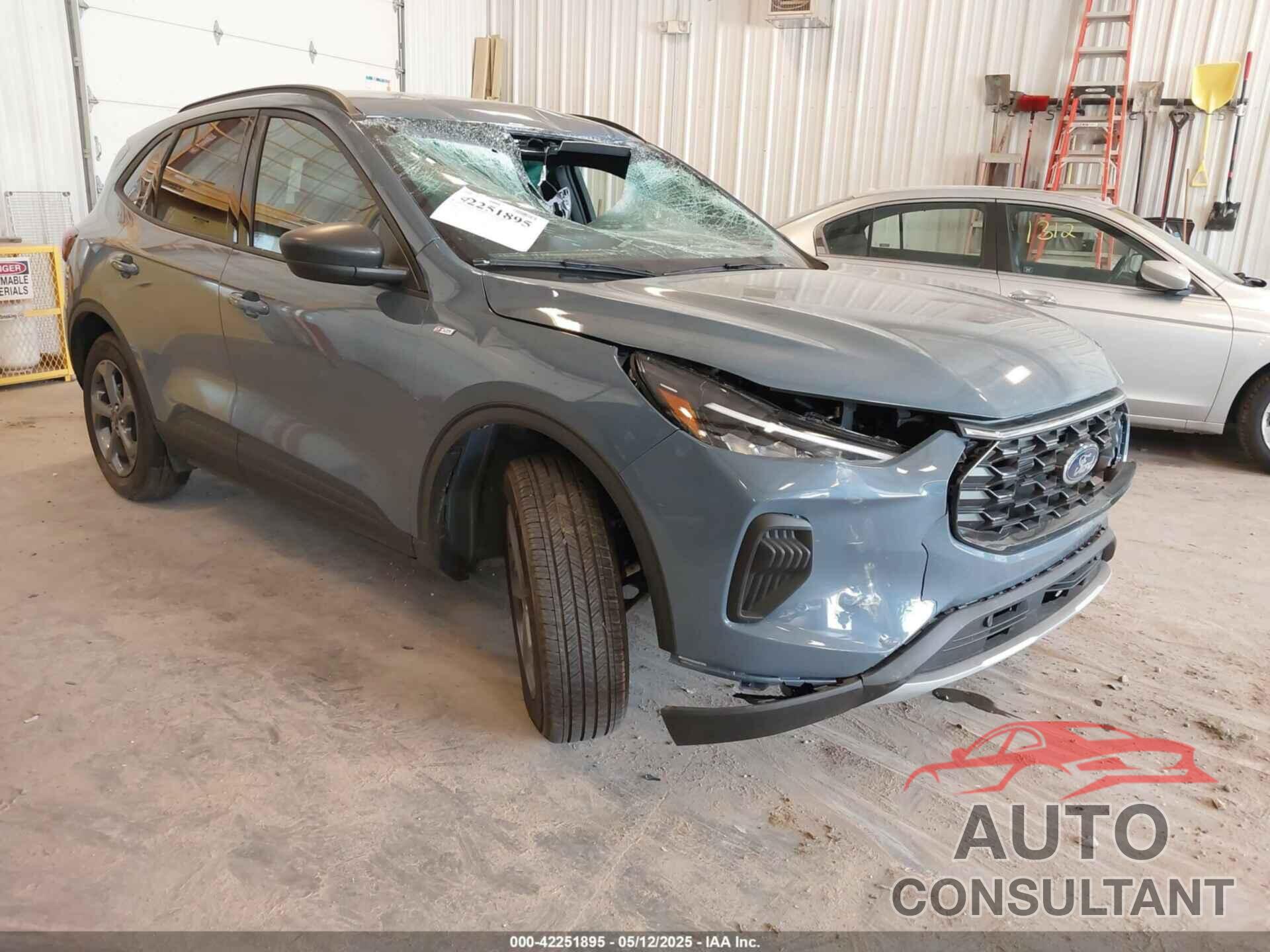 FORD ESCAPE 2025 - 1FMCU9MN2SUA68500