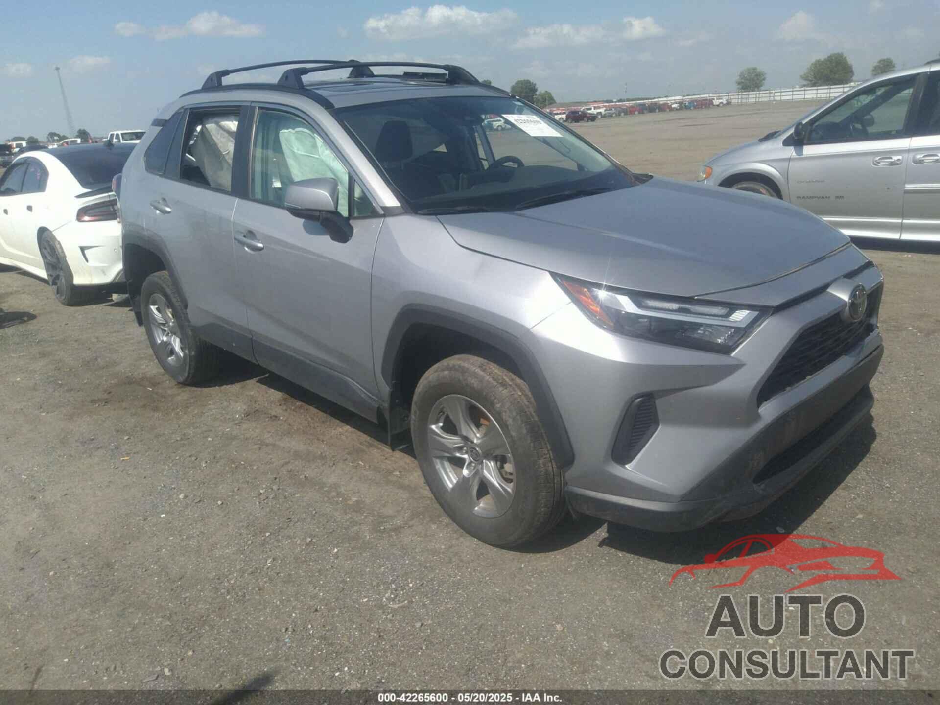 TOYOTA RAV4 2023 - 2T3W1RFVXPW288226