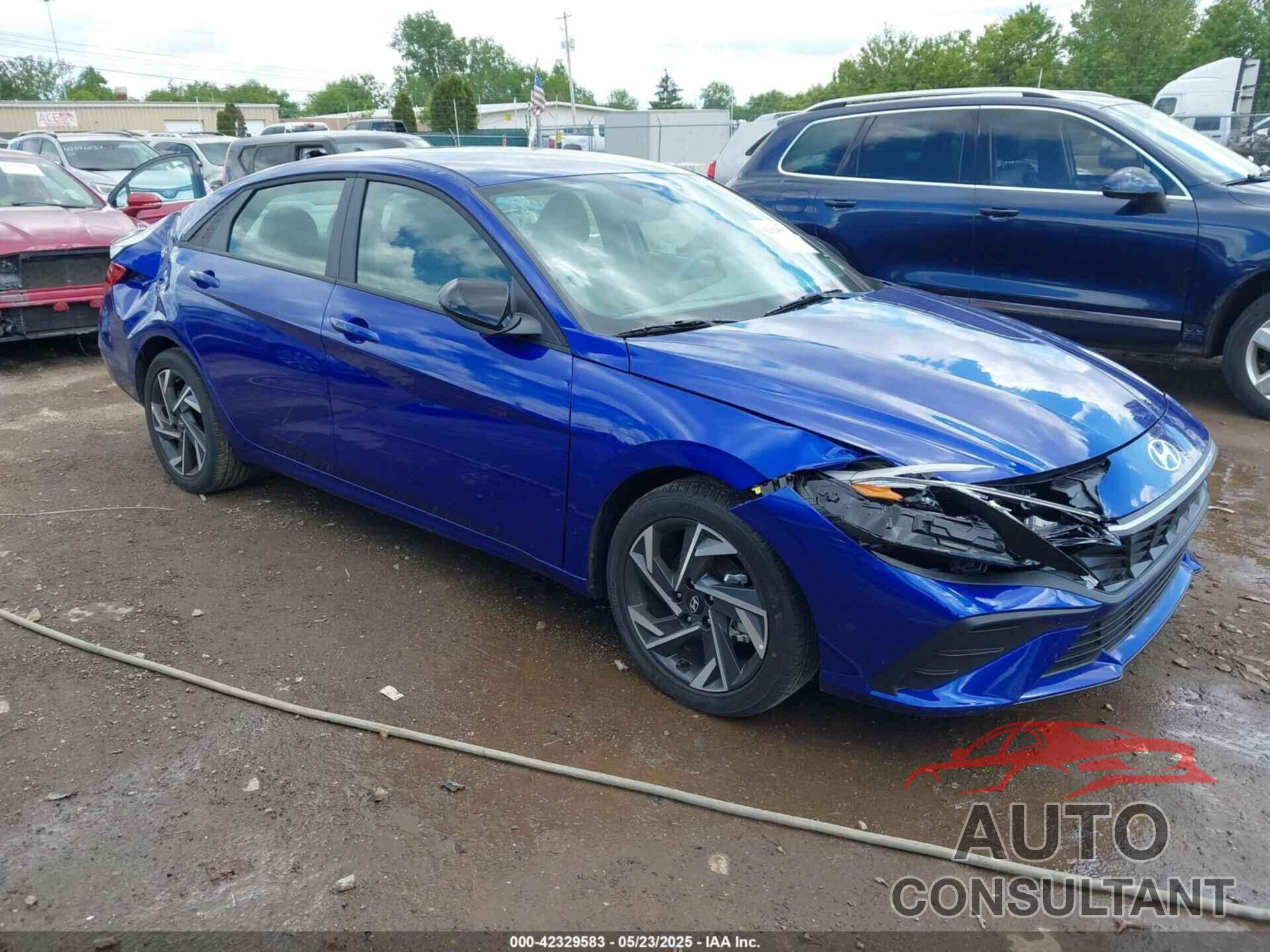 HYUNDAI ELANTRA 2025 - KMHLM4DG4SU001949