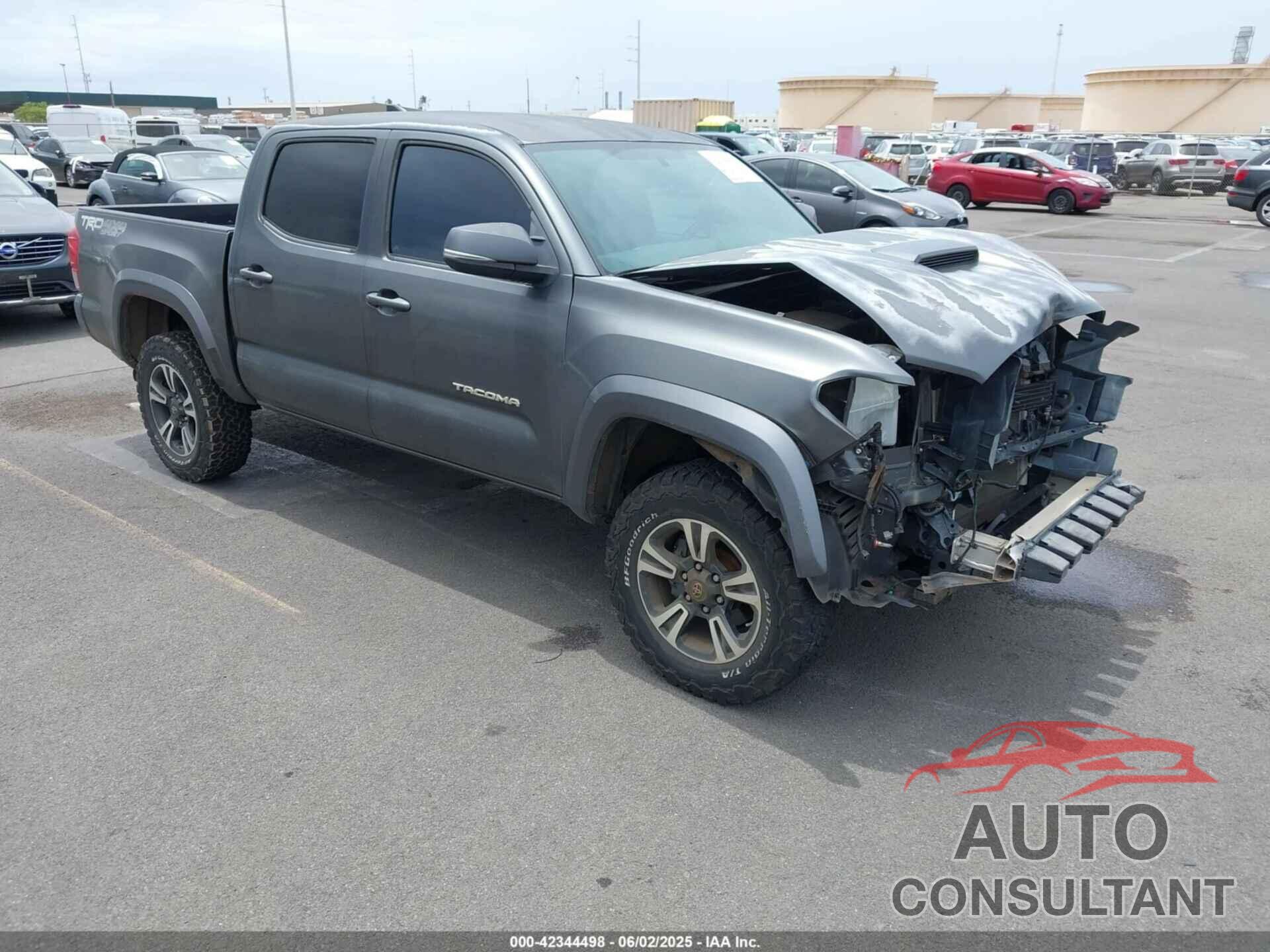 TOYOTA TACOMA 2016 - 3TMCZ5AN3GM021717
