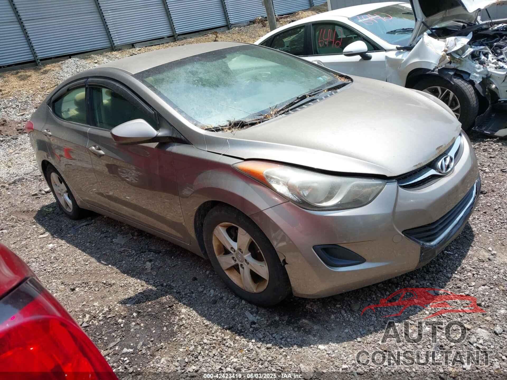 HYUNDAI ELANTRA 2011 - 5NPDH4AE7BH052081