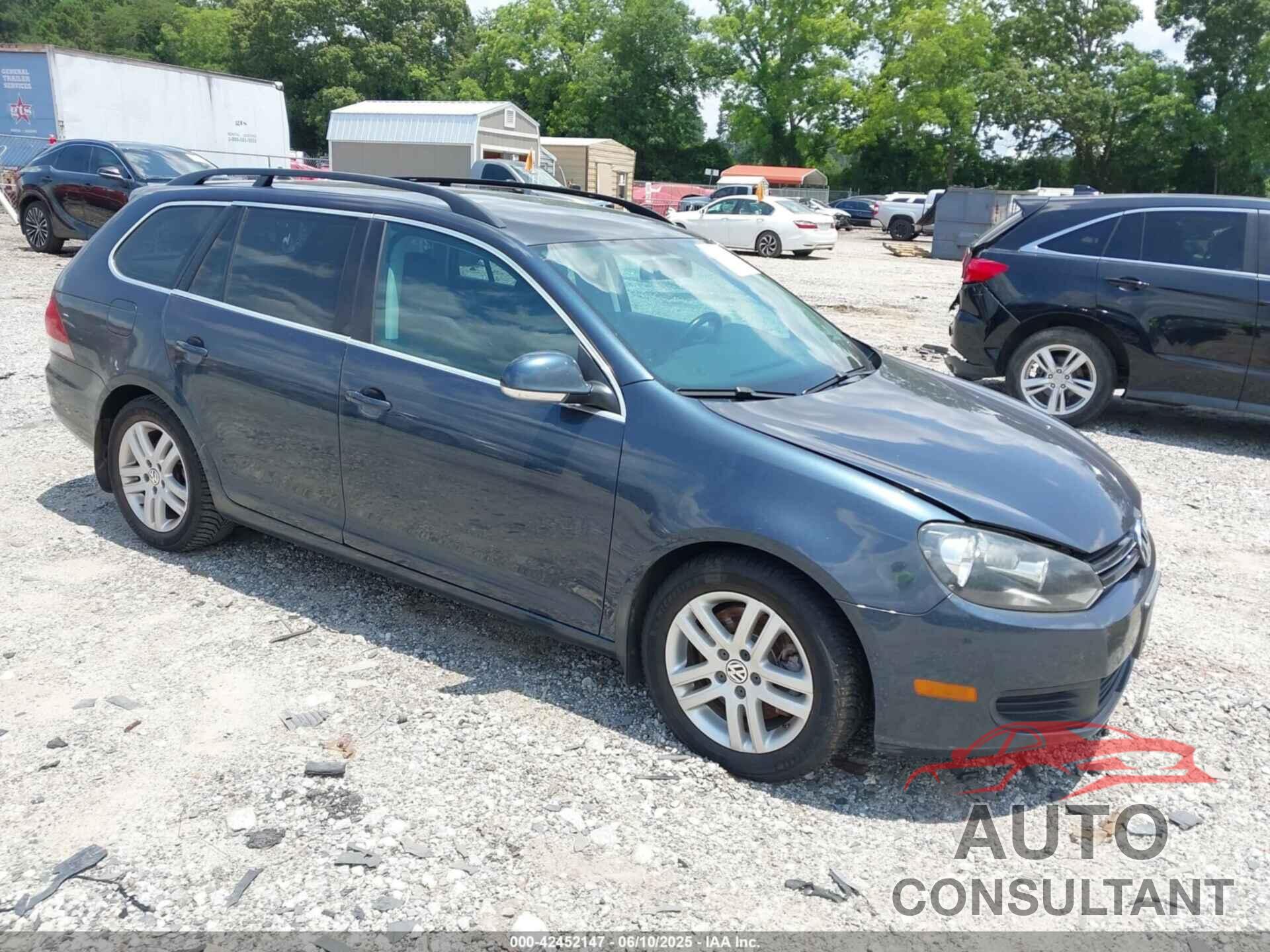 VOLKSWAGEN JETTA 2010 - 3VWPL7AJ2AM612346