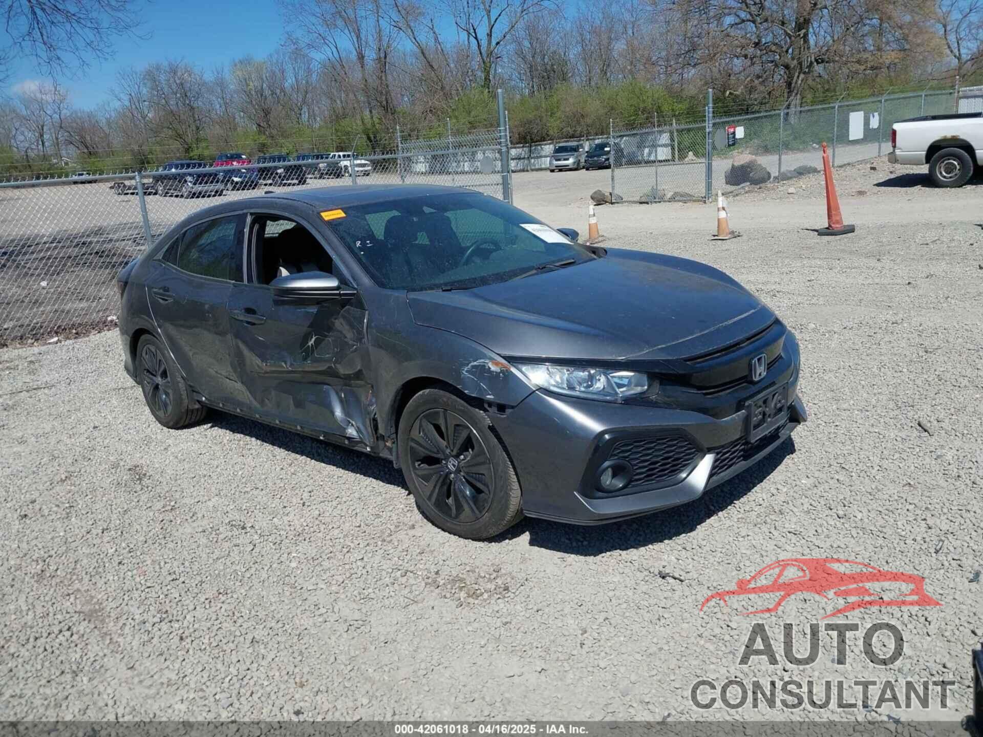 HONDA CIVIC 2018 - SHHFK7H67JU410513