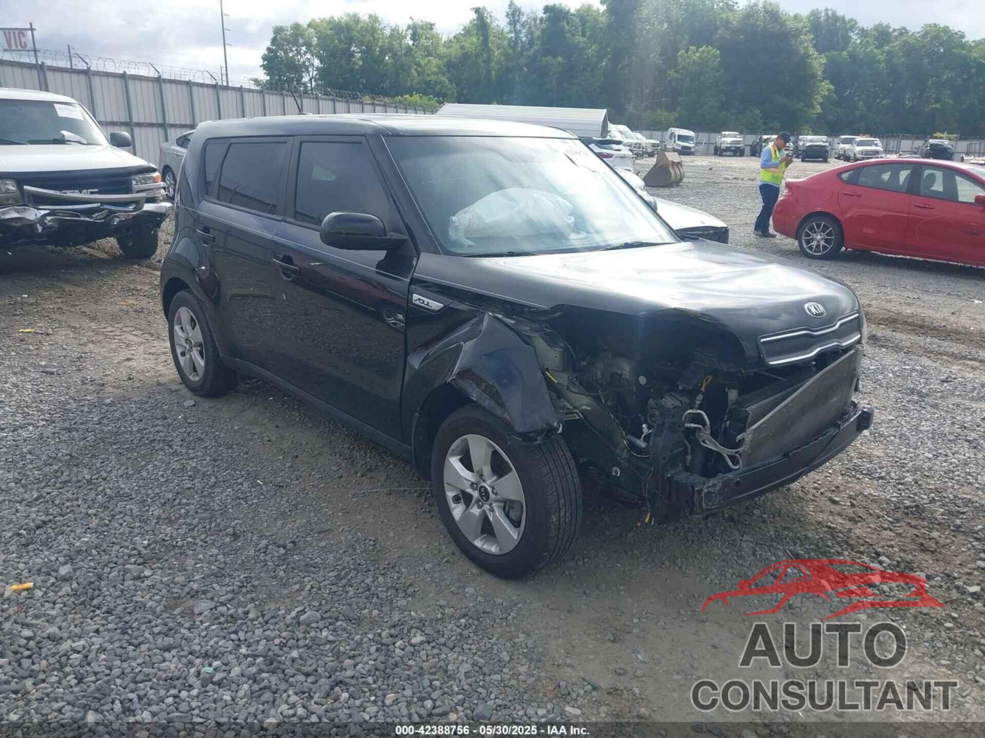 KIA SOUL 2019 - KNDJN2A2XK7919614