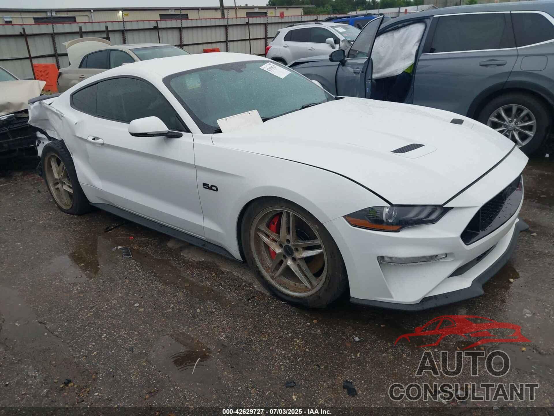 FORD MUSTANG 2018 - 1FA6P8CF3J5165653