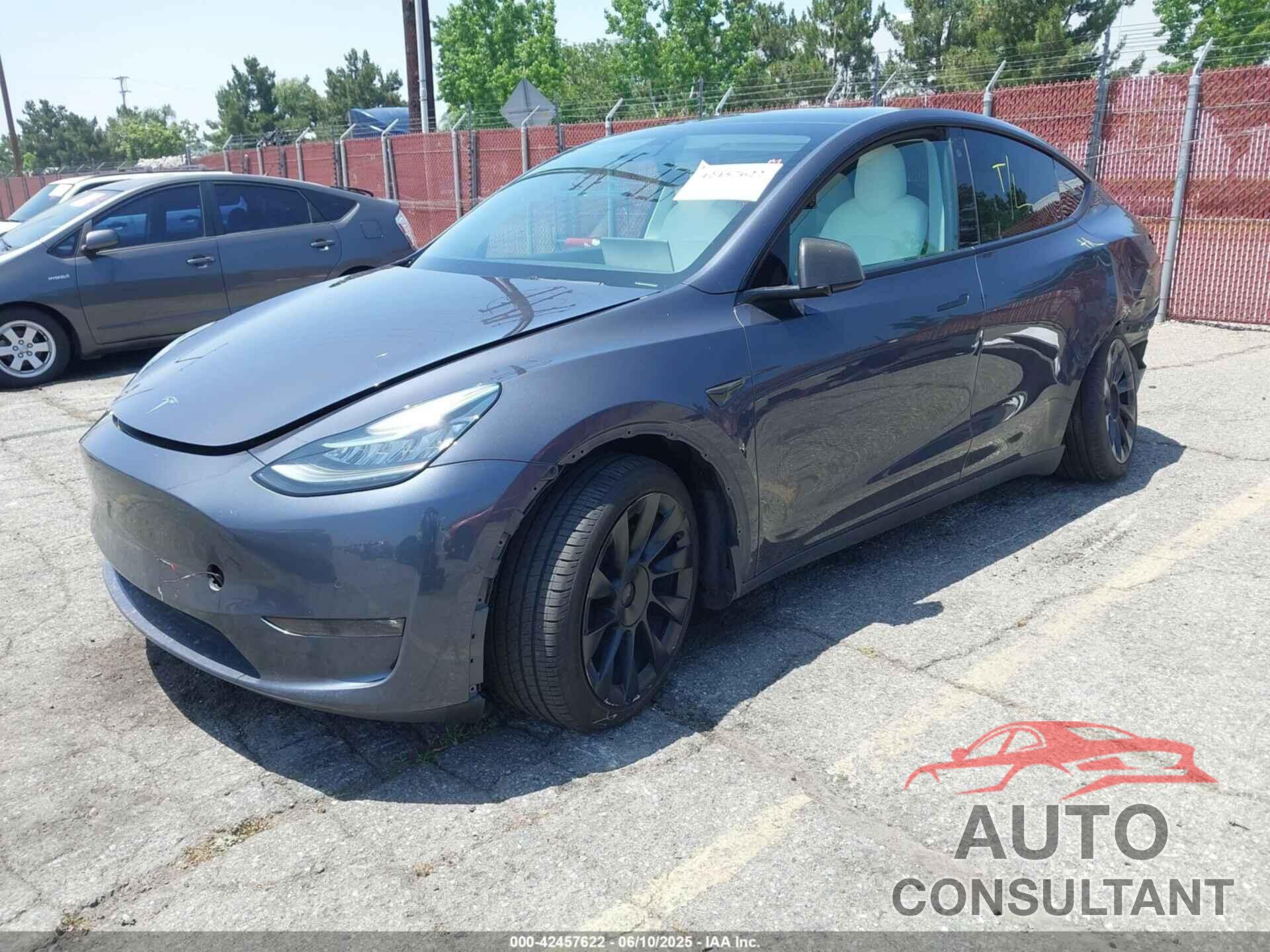 TESLA MODEL Y 2022 - 7SAYGAEE2NF358401