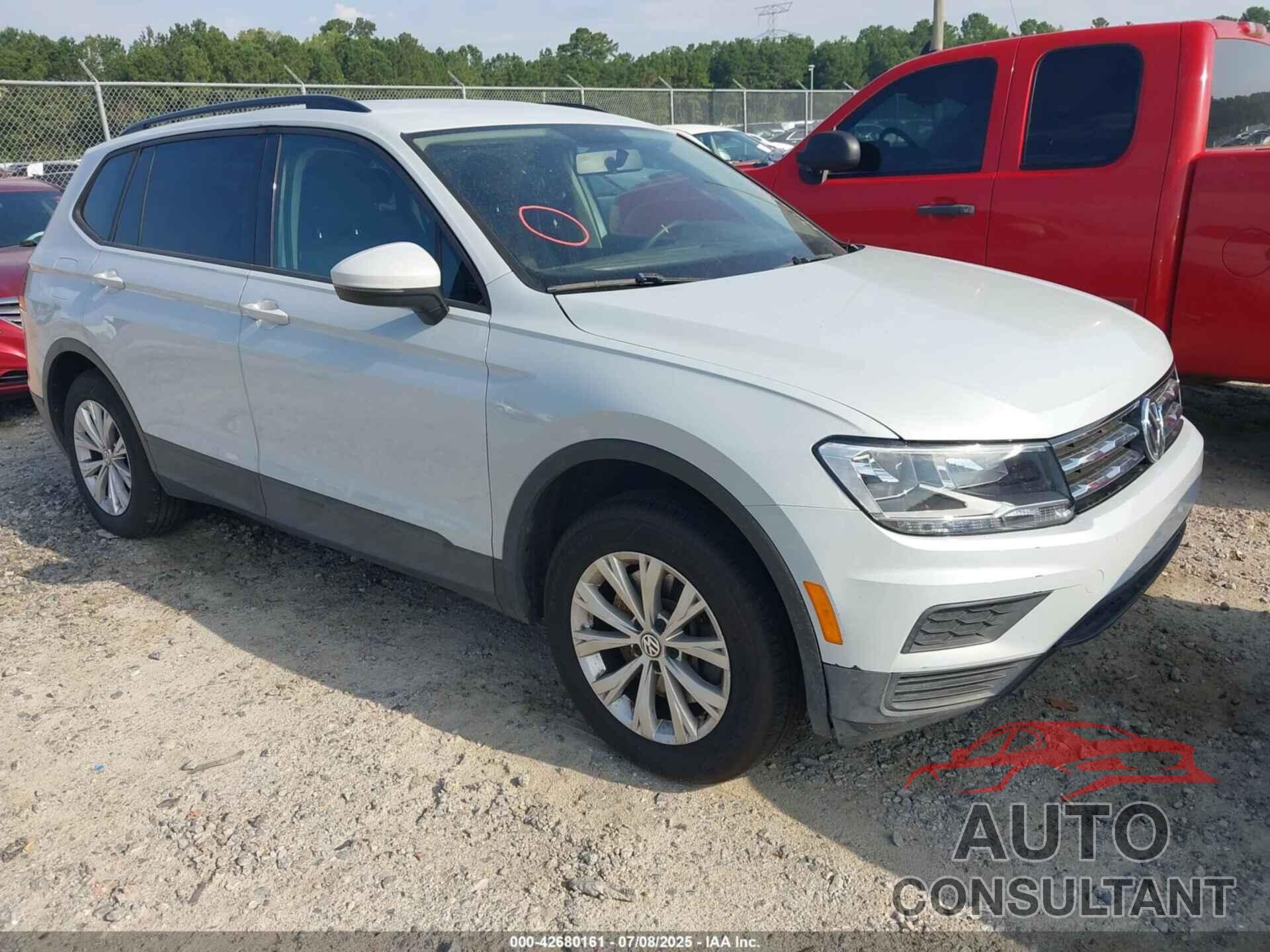 VOLKSWAGEN TIGUAN 2018 - 3VV1B7AX8JM156869