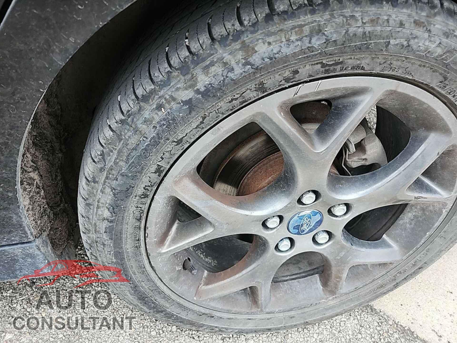 FORD FOCUS 2013 - 1FADP3F28DL107086