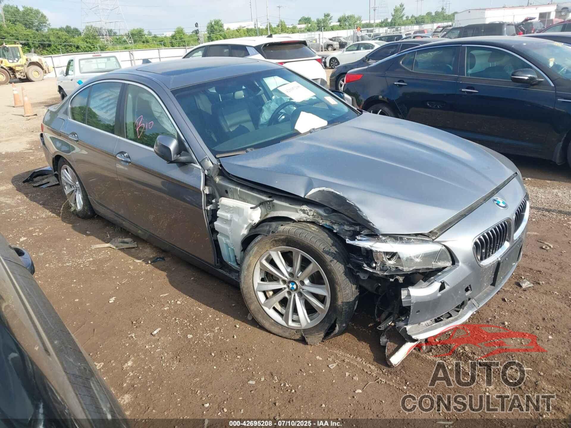 BMW 5 SERIES 2016 - WBA5A5C59GD528241