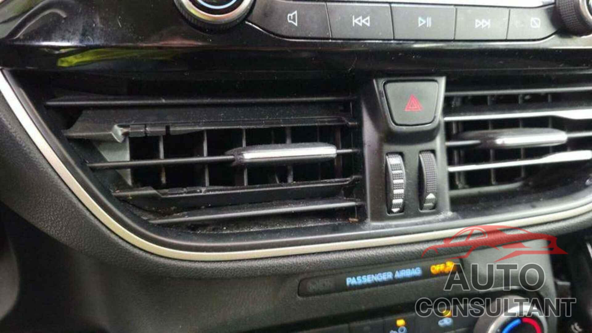 FORD ESCAPE 2021 - 1FMCU9G66MUA46619