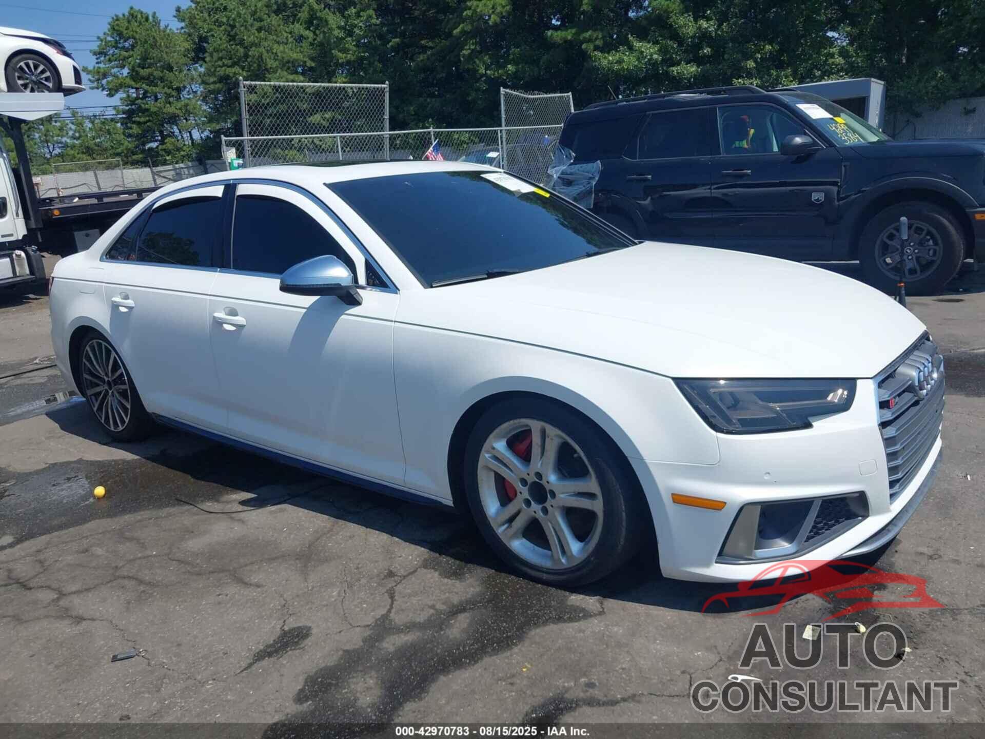 AUDI S4 2019 - WAUB4AF41KA002427
